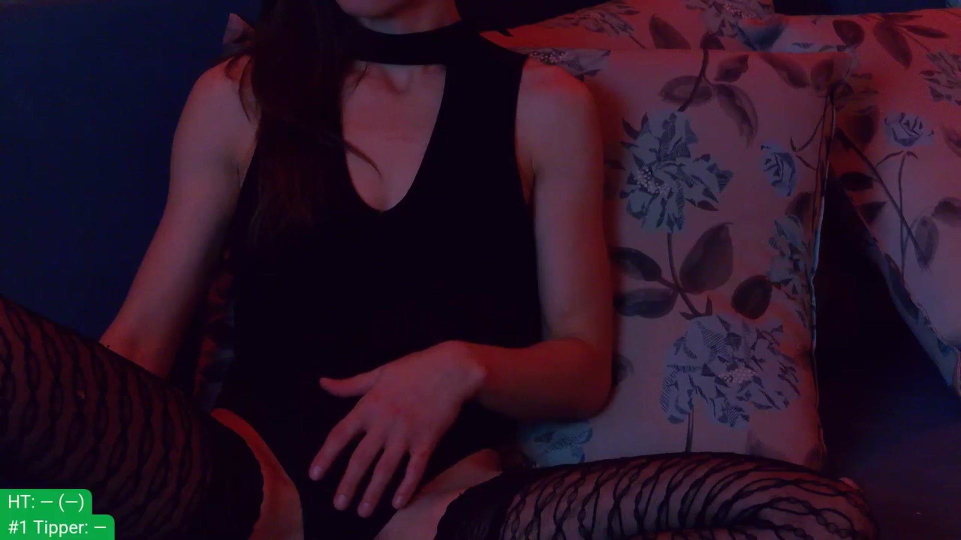 Gallery image thumbnail from aydenbelle's myfreecams stream on, 12/17/2025, 01:17 image 13 of 20