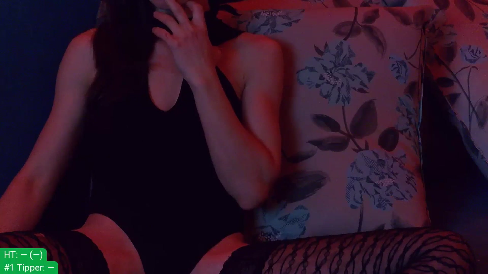Gallery image thumbnail from aydenbelle's myfreecams stream on, 12/17/2025, 01:17 image 6 of 20