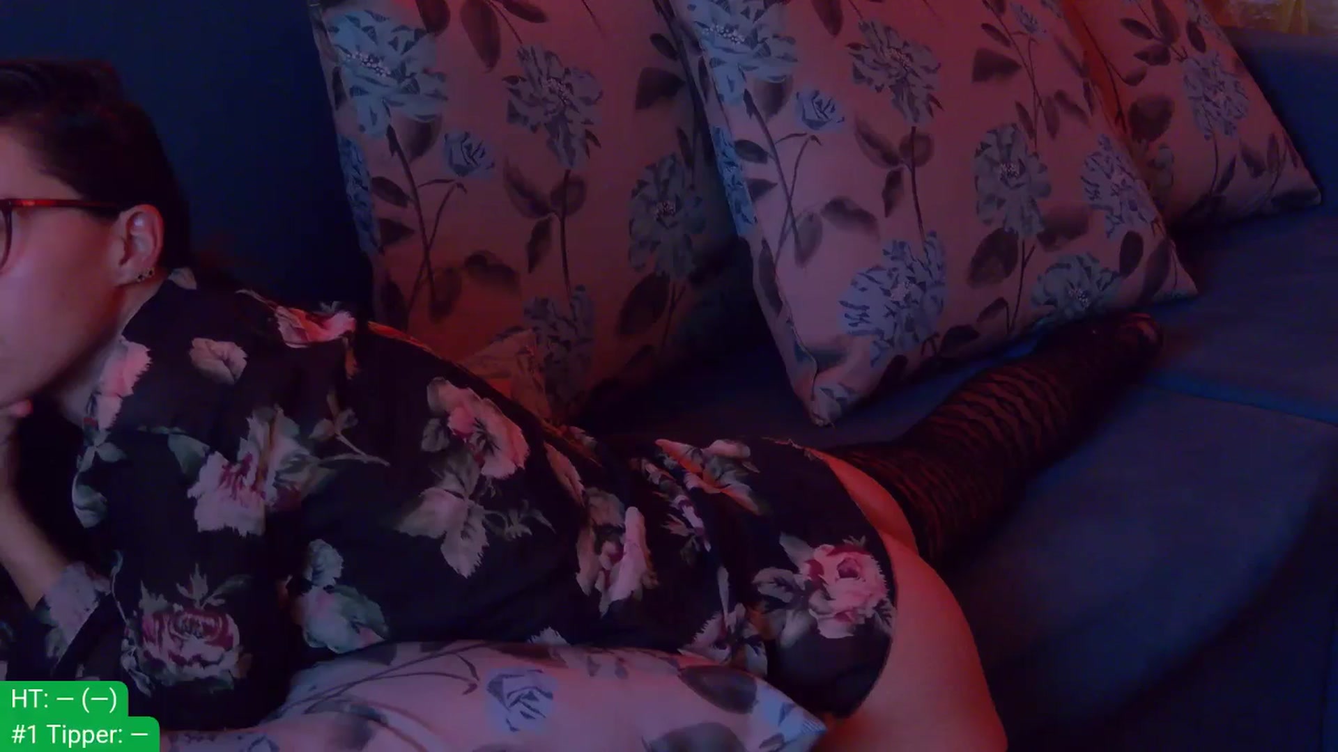 Gallery image thumbnail from aydenbelle's myfreecams stream on, 12/19/2025, 23:10 image 14 of 20