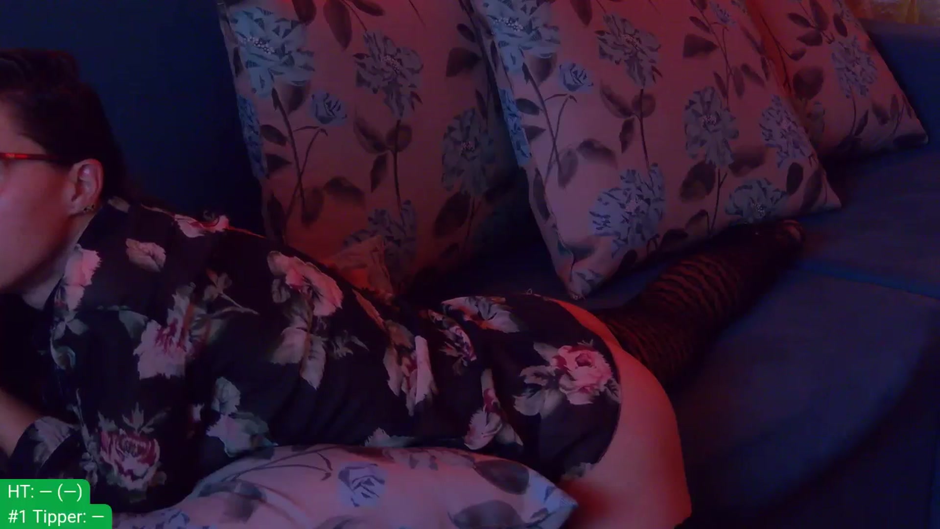 Gallery image thumbnail from aydenbelle's myfreecams stream on, 12/19/2025, 23:10 image 7 of 20