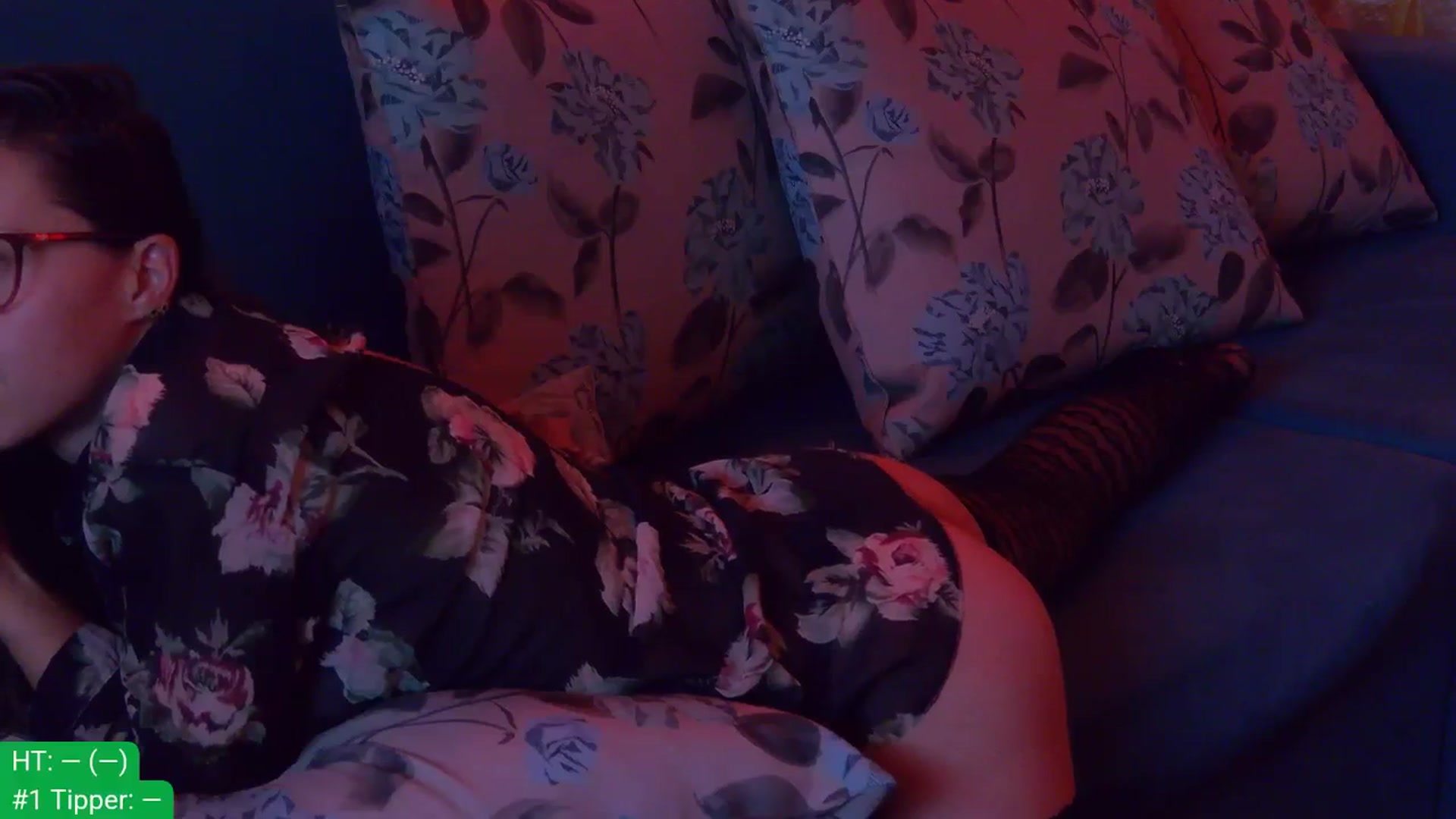 Gallery image thumbnail from aydenbelle's myfreecams stream on, 12/19/2025, 23:10 image 6 of 20