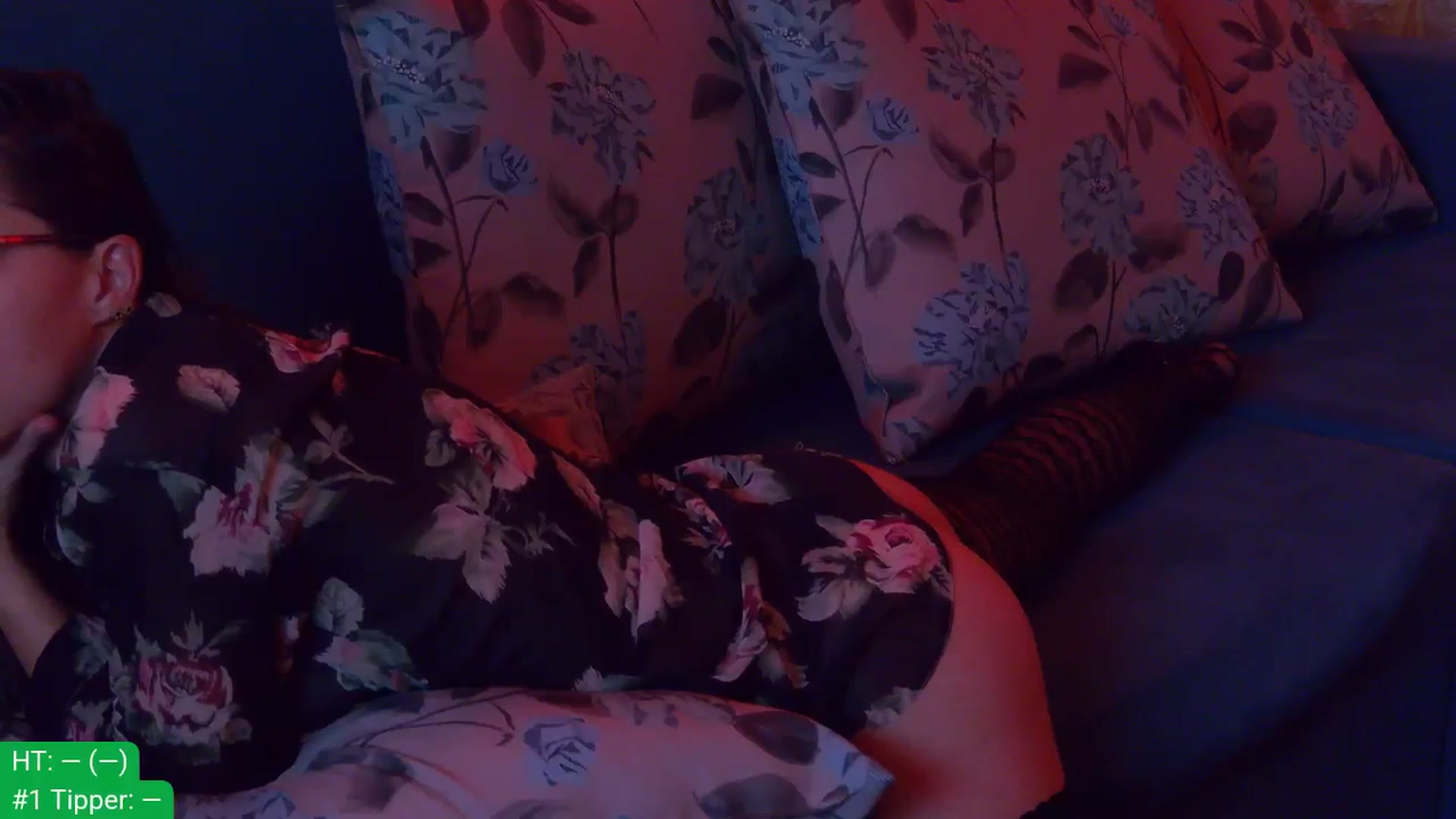 Gallery image thumbnail from aydenbelle's myfreecams stream on, 12/19/2025, 23:10 image 4 of 20