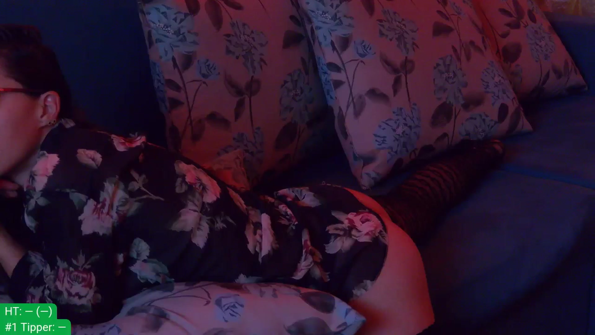 Gallery image thumbnail from aydenbelle's myfreecams stream on, 12/19/2025, 23:10 image 3 of 20