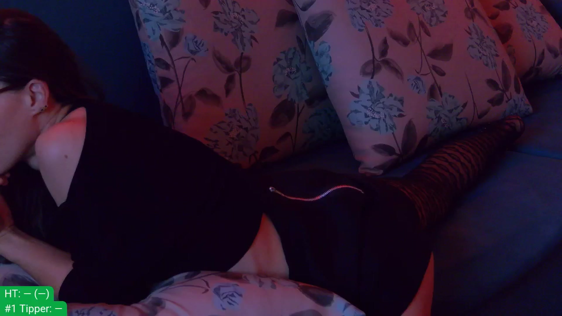 Gallery image thumbnail from aydenbelle's myfreecams stream on, 12/22/2025, 24:02 image 8 of 20