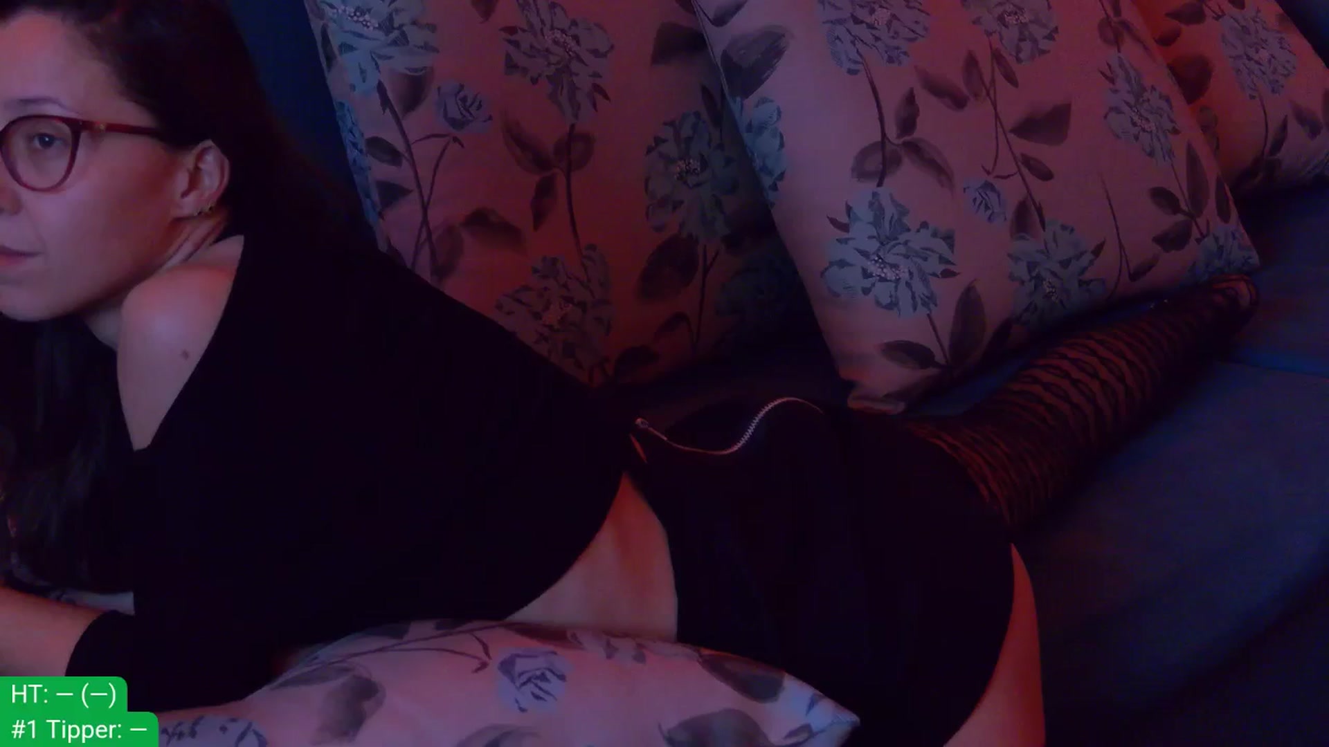 Gallery image thumbnail from aydenbelle's myfreecams stream on, 12/22/2025, 24:02 image 15 of 20