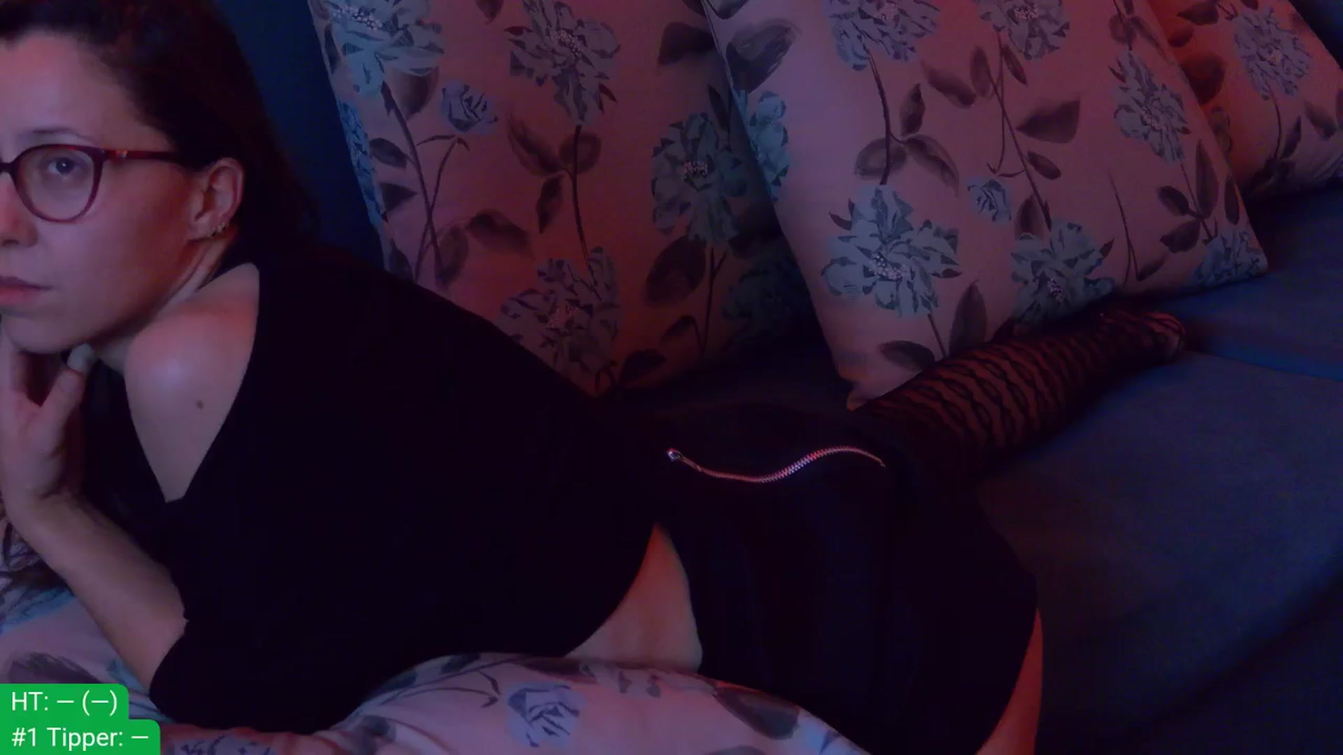 Gallery image thumbnail from aydenbelle's myfreecams stream on, 12/22/2025, 24:02 image 3 of 20