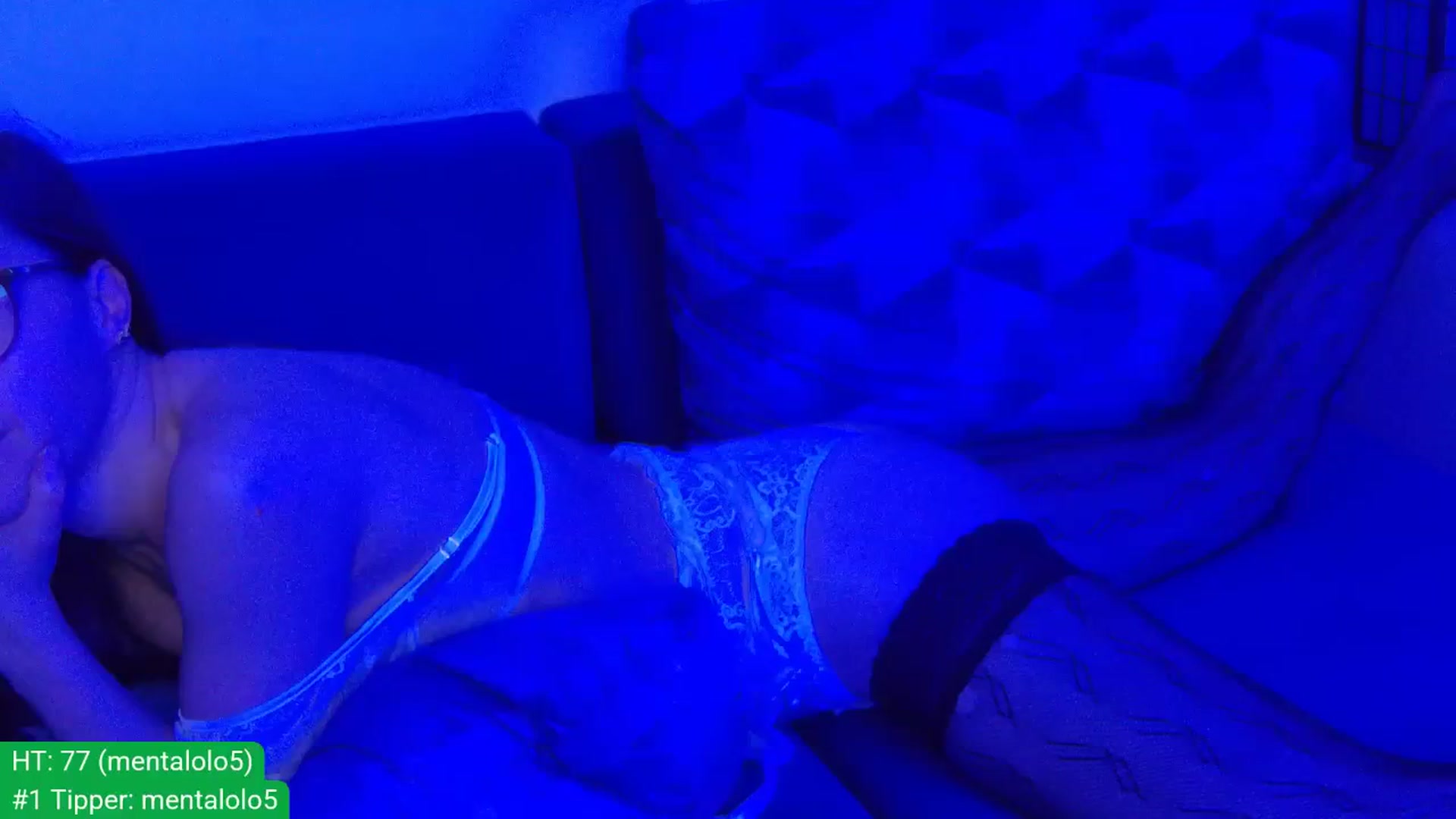 Gallery image thumbnail from aydenbelle's myfreecams stream on, 01/12/2026, 01:35 image 1 of 20