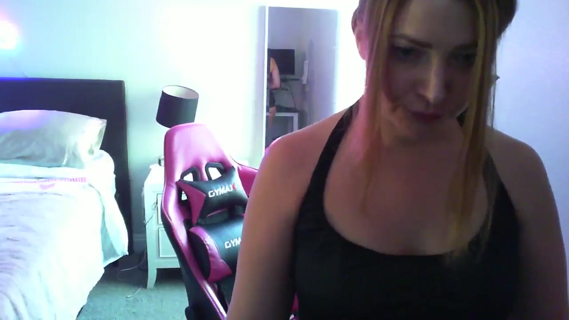 Gallery image thumbnail from b3ckyb1tch_69's myfreecams stream on, 08/07/2024, 20:26 image 3 of 20