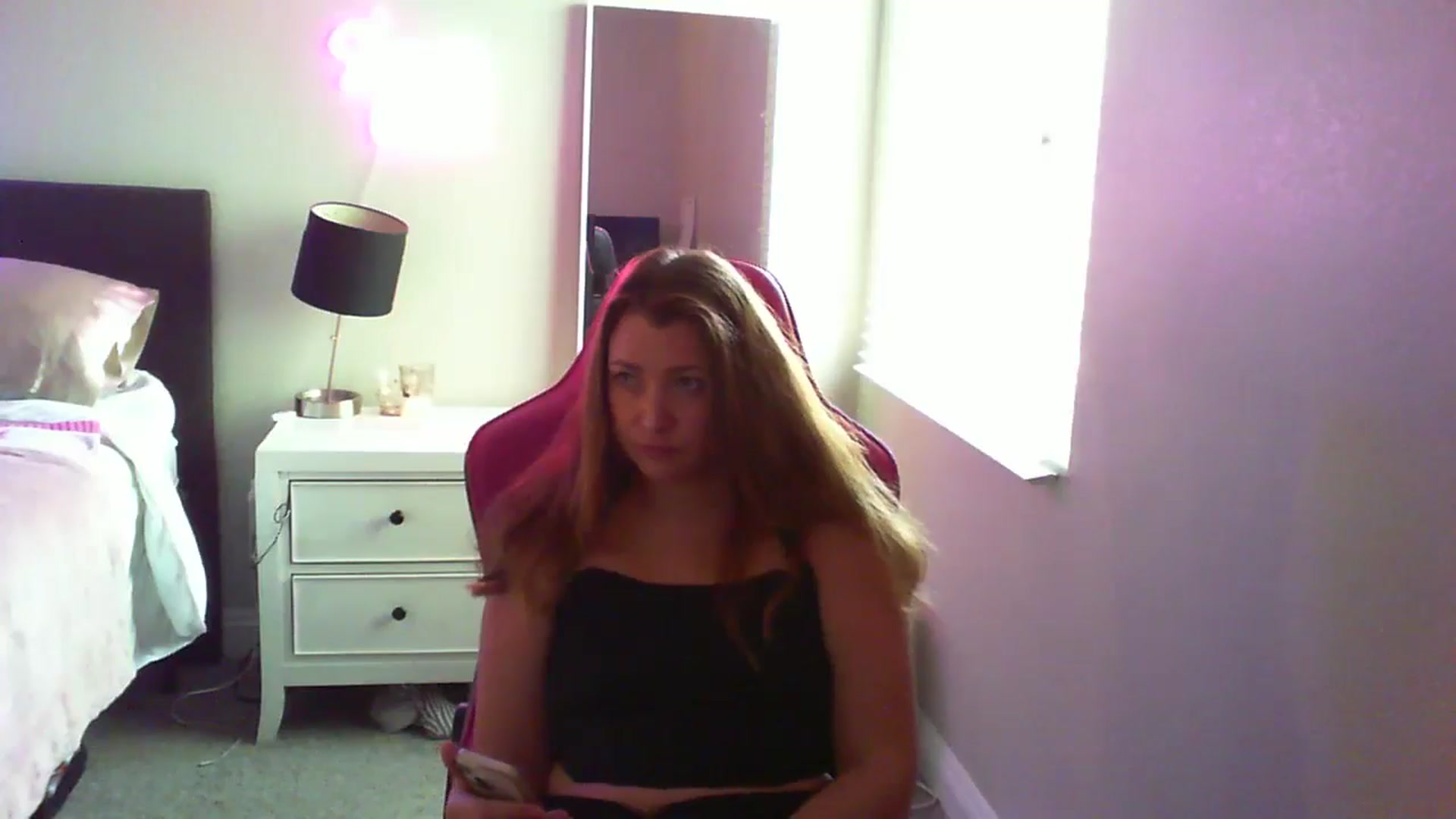 Gallery image thumbnail from b3ckyb1tch_69's myfreecams stream on, 08/07/2024, 20:26 image 13 of 20