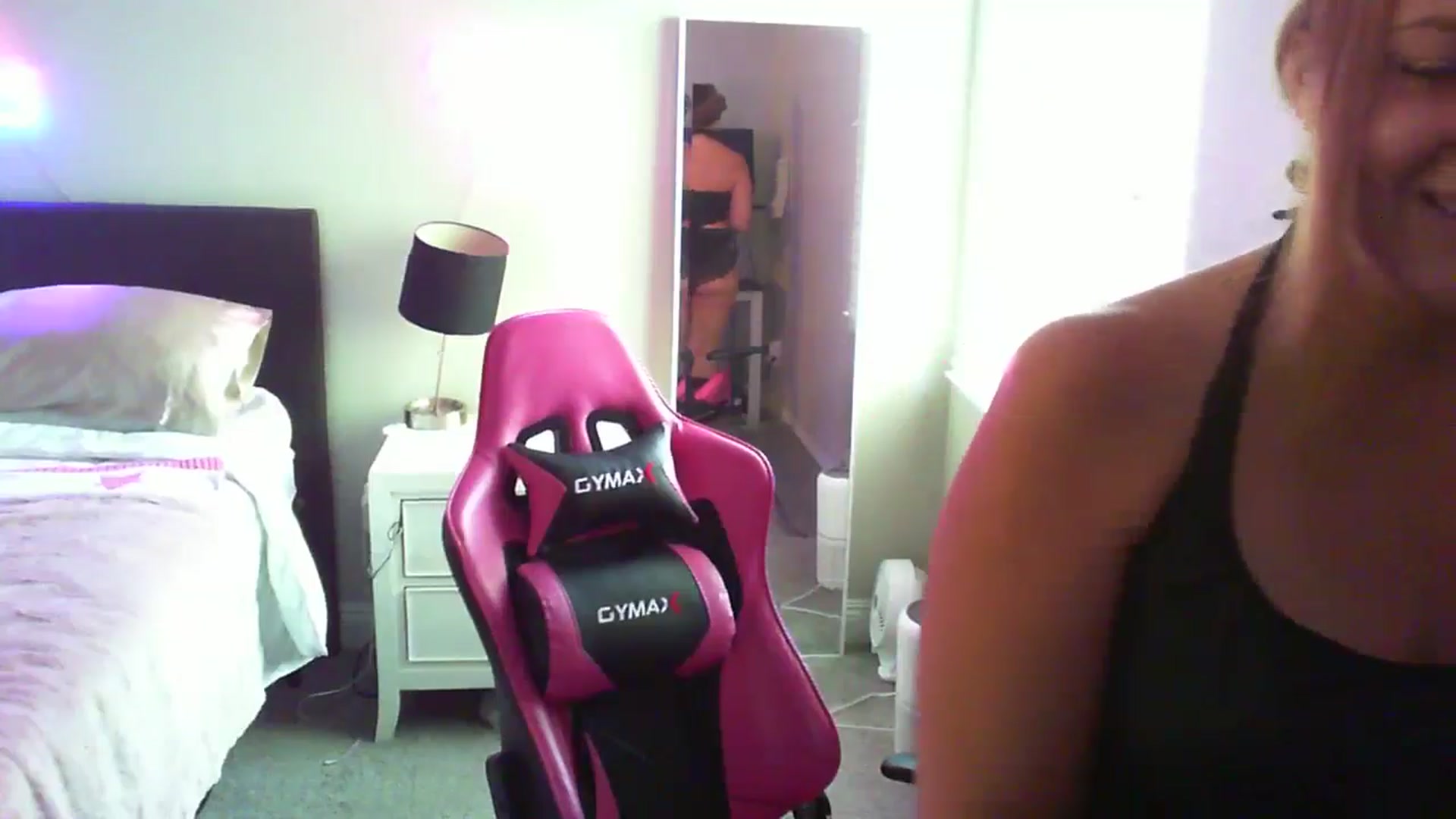 Gallery image thumbnail from b3ckyb1tch_69's myfreecams stream on, 08/07/2024, 20:26 image 2 of 20