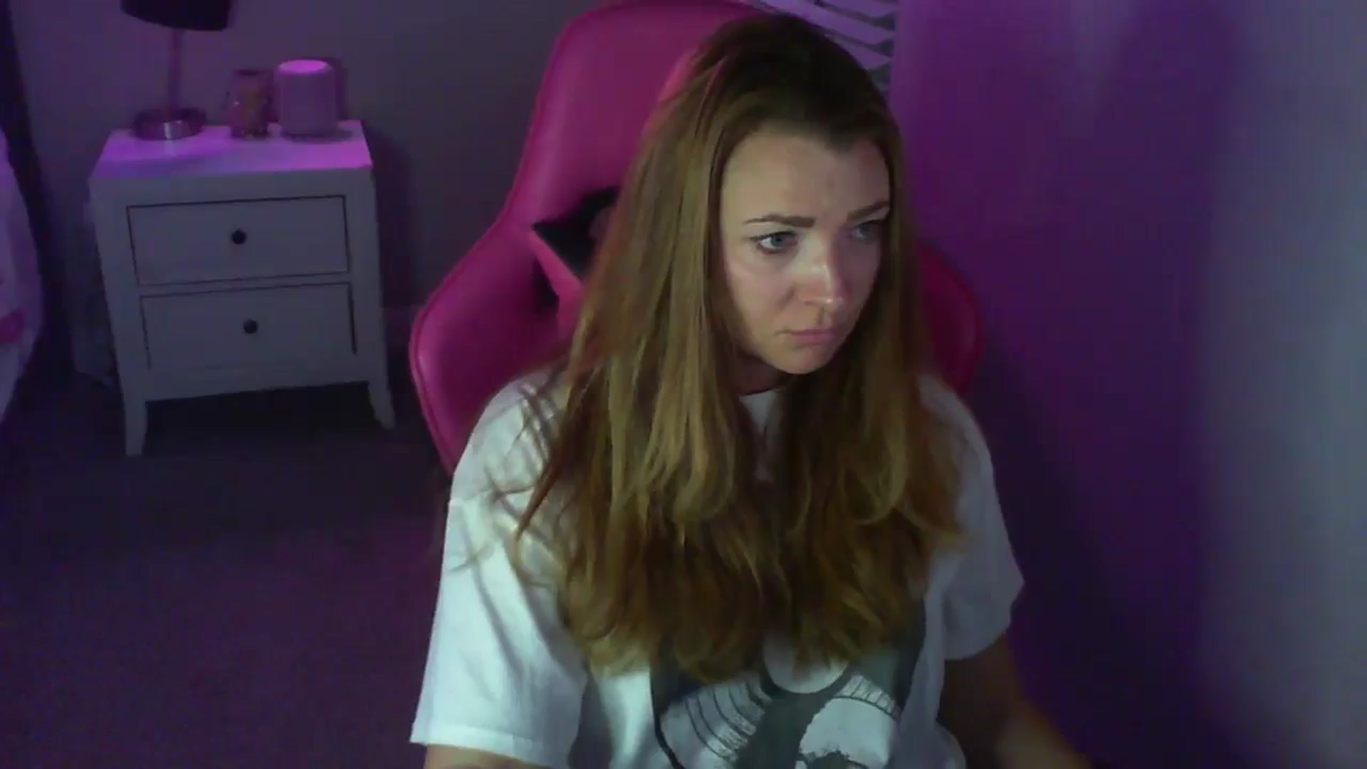Gallery image thumbnail from b3ckyb1tch_69's myfreecams stream on, 09/30/2024, 02:43 image 1 of 20