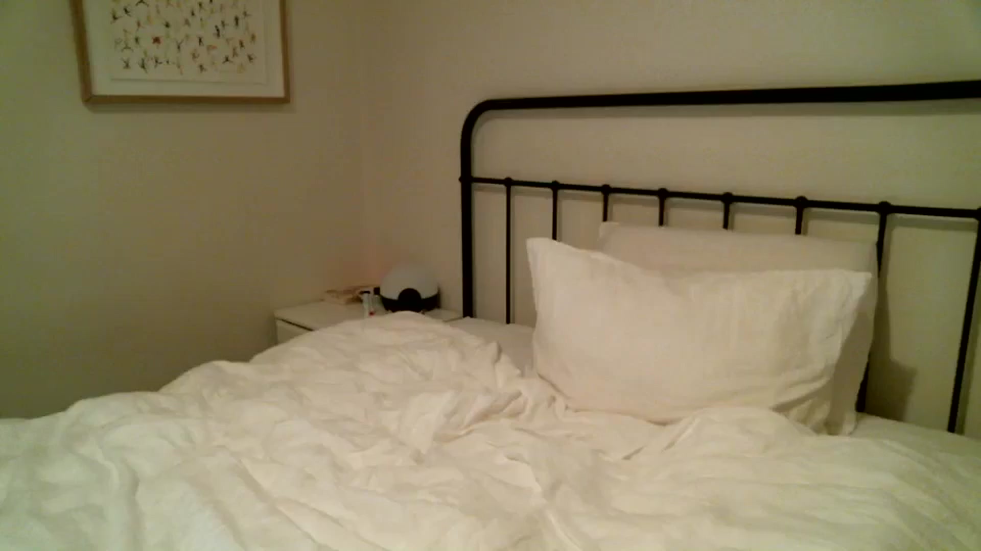 Gallery image thumbnail from b4mbi's myfreecams stream on, 10/04/2023, 09:12 image 11 of 20