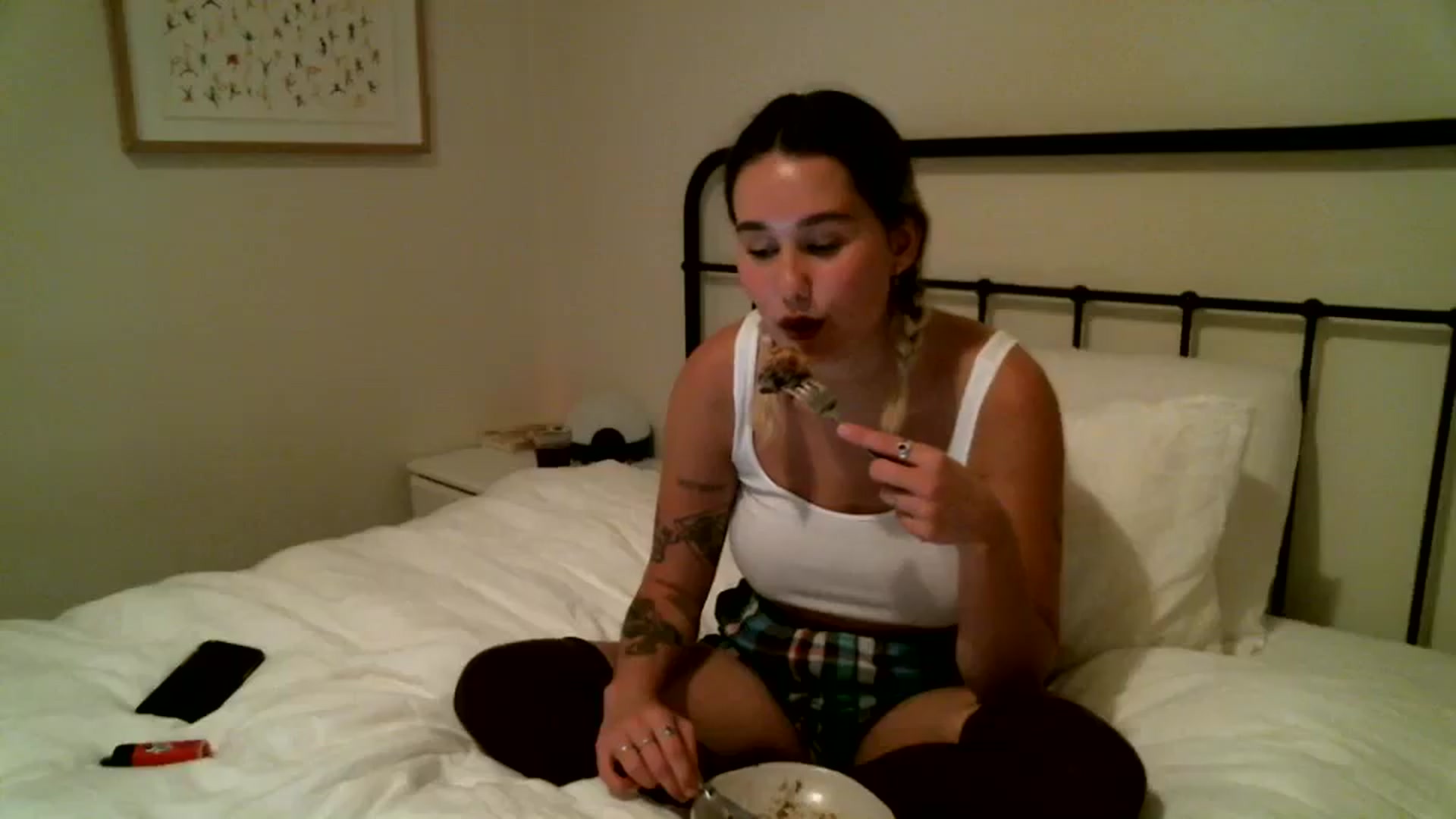 Gallery image thumbnail from b4mbi's myfreecams stream on, 10/04/2023, 09:12 image 15 of 20