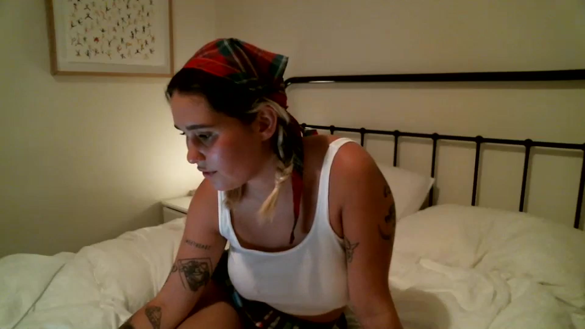 Gallery image thumbnail from b4mbi's myfreecams stream on, 10/23/2023, 09:42 image 19 of 20