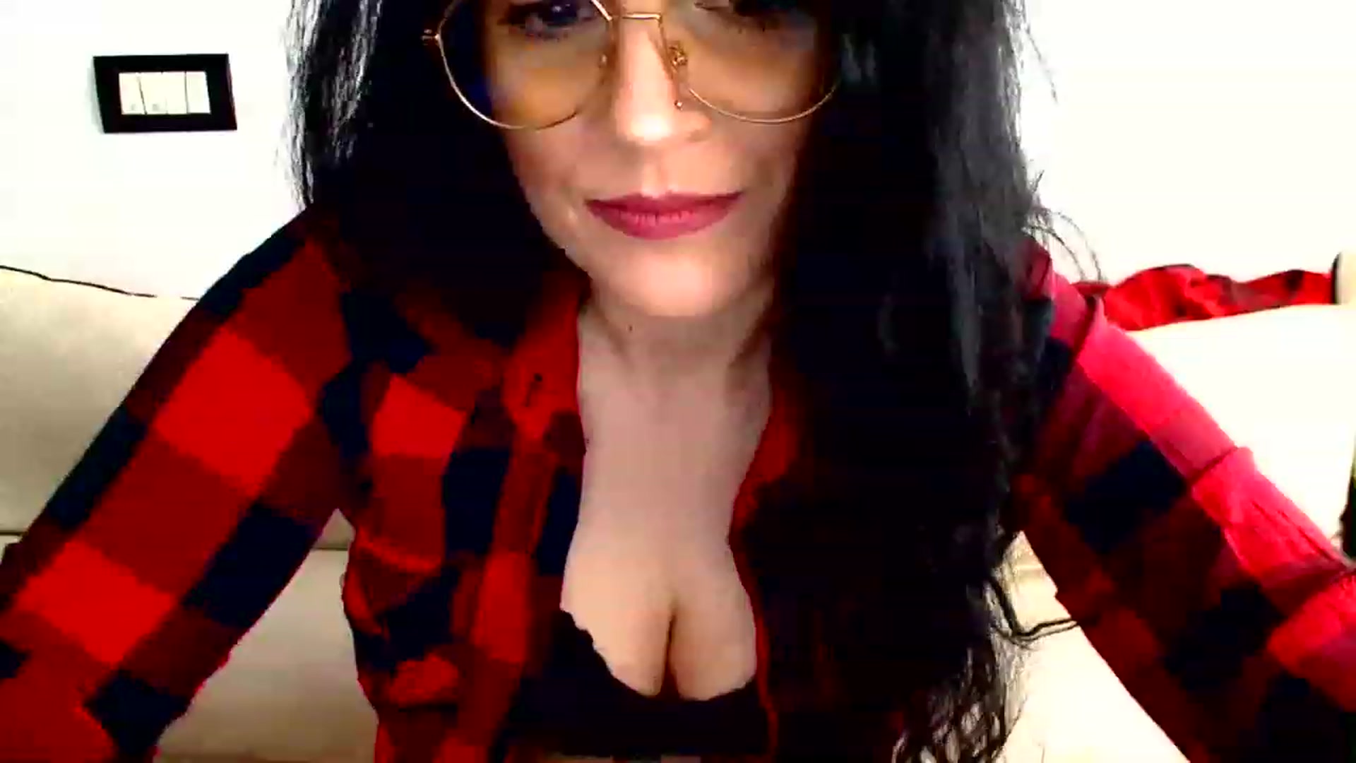 Gallery image thumbnail from baby_cristina's myfreecams stream on, 03/25/2023, 11:13 image 12 of 20