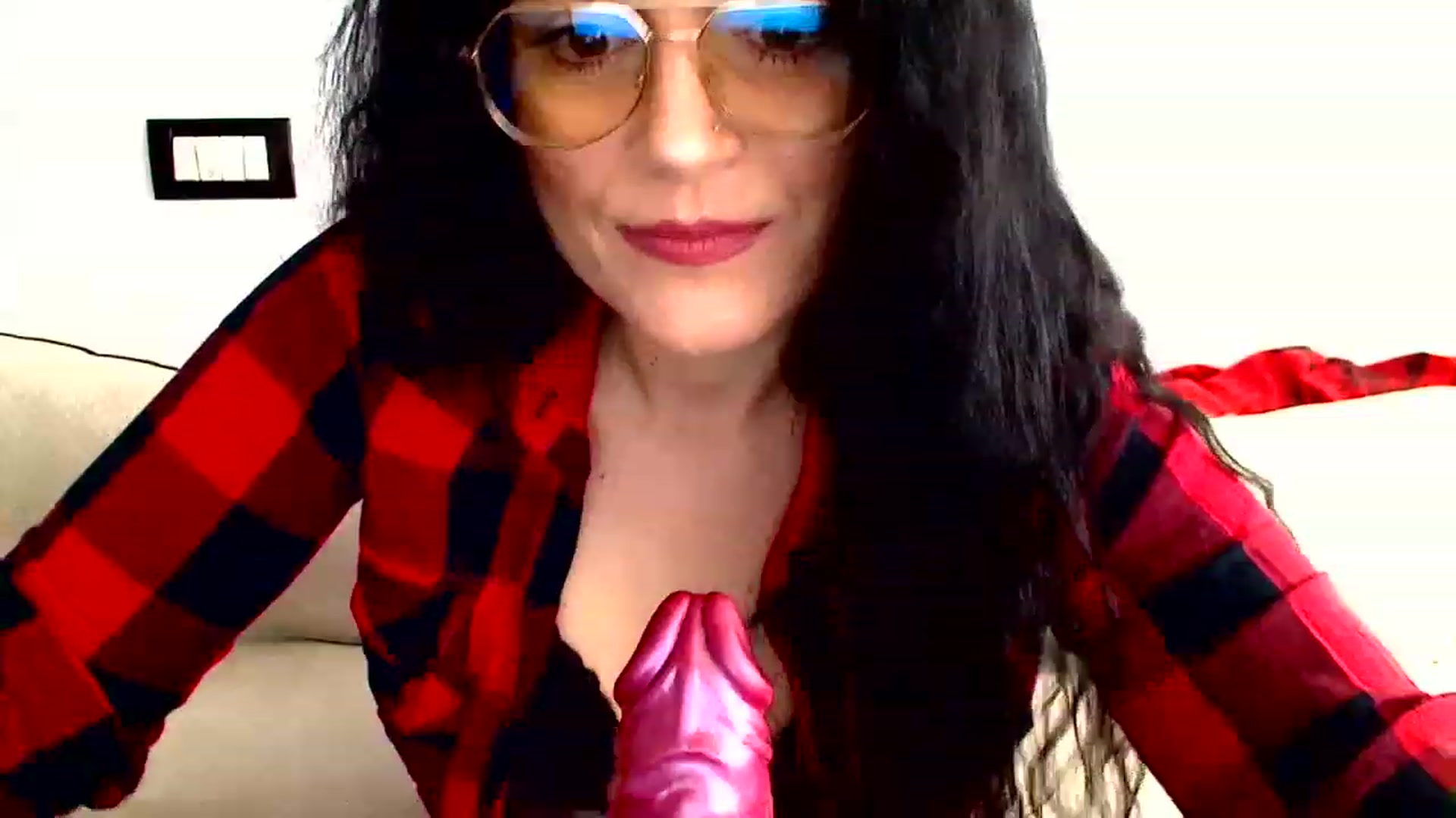 Gallery image thumbnail from baby_cristina's myfreecams stream on, 03/25/2023, 11:13 image 2 of 20