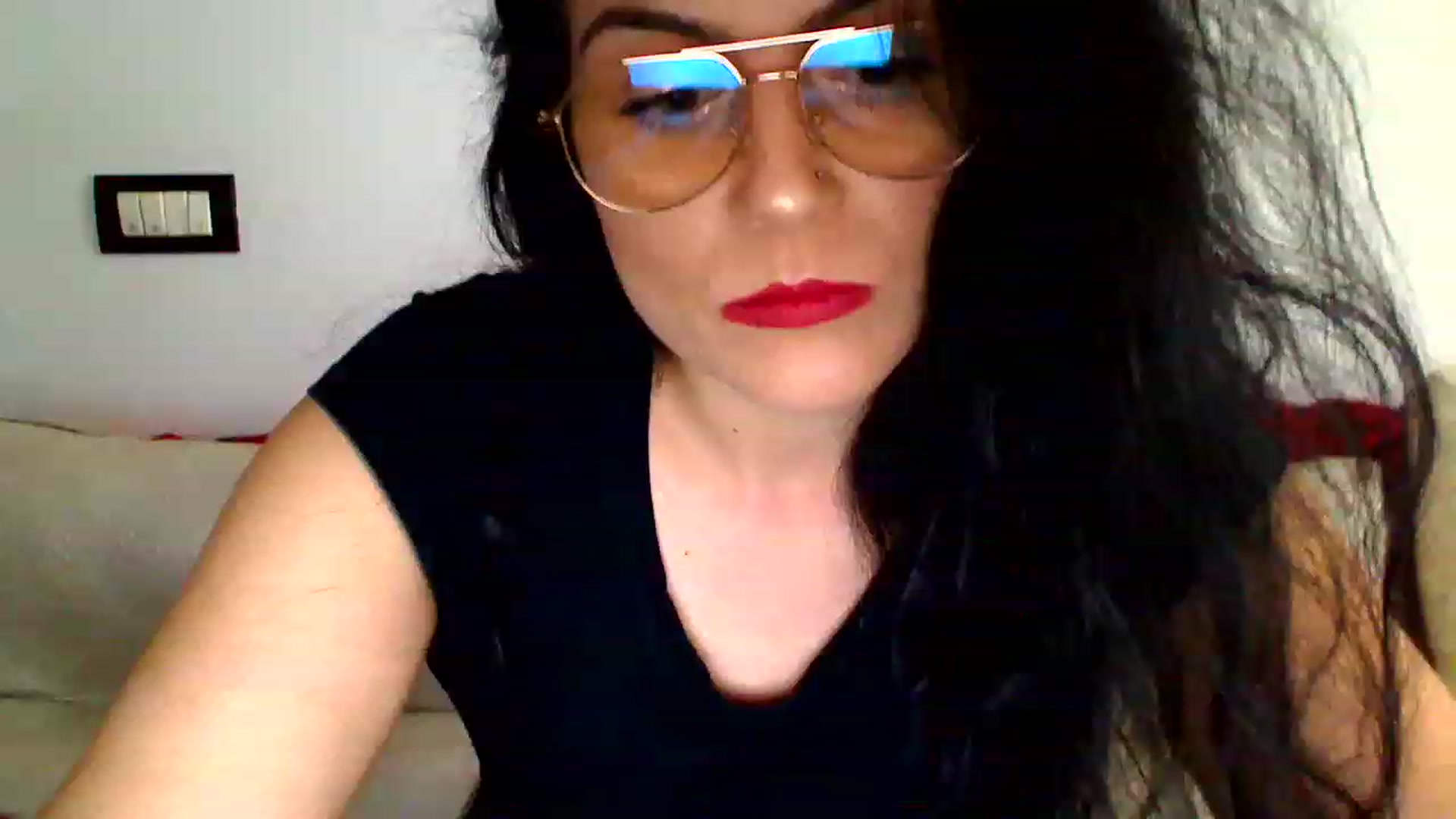 Gallery image thumbnail from baby_cristina's myfreecams stream on, 03/27/2023, 14:17 image 12 of 20