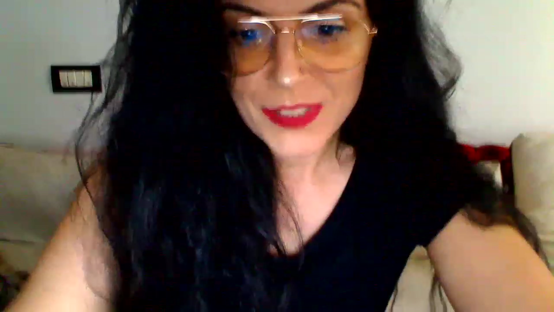 Gallery image thumbnail from baby_cristina's myfreecams stream on, 03/27/2023, 14:17 image 9 of 20