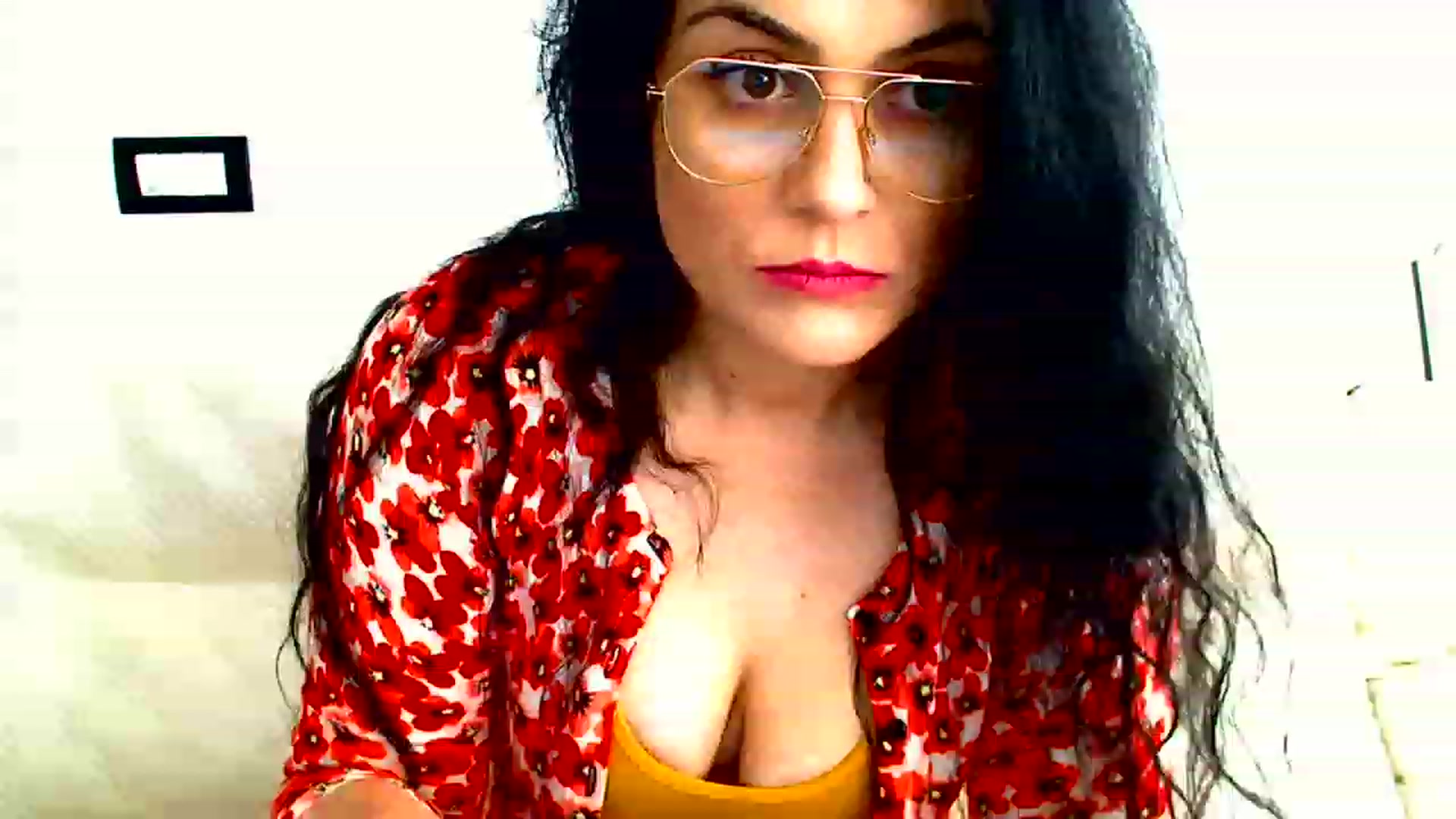 Gallery image thumbnail from baby_cristina's myfreecams stream on, 05/01/2023, 11:34 image 12 of 20