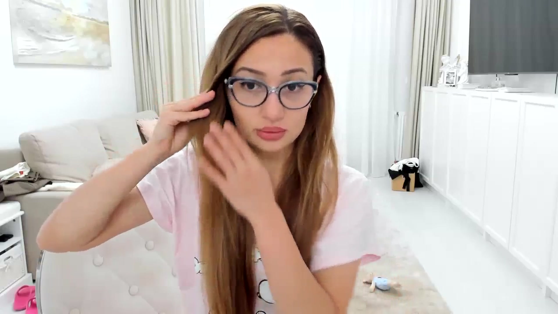 Gallery image thumbnail from baby_shark's myfreecams stream on, 09/18/2023, 22:57 image 2 of 20