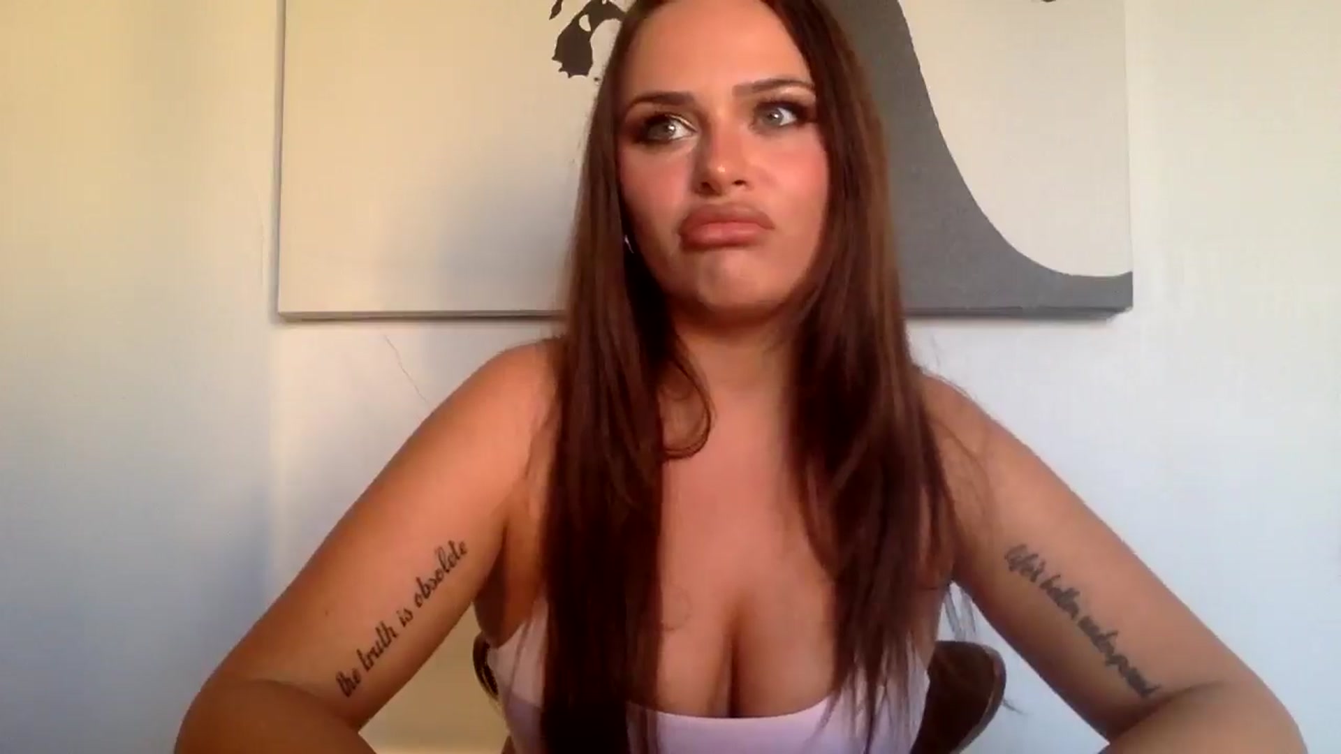 Gallery image thumbnail from babyangel35's myfreecams stream on, 06/05/2025, 03:32 image 16 of 20