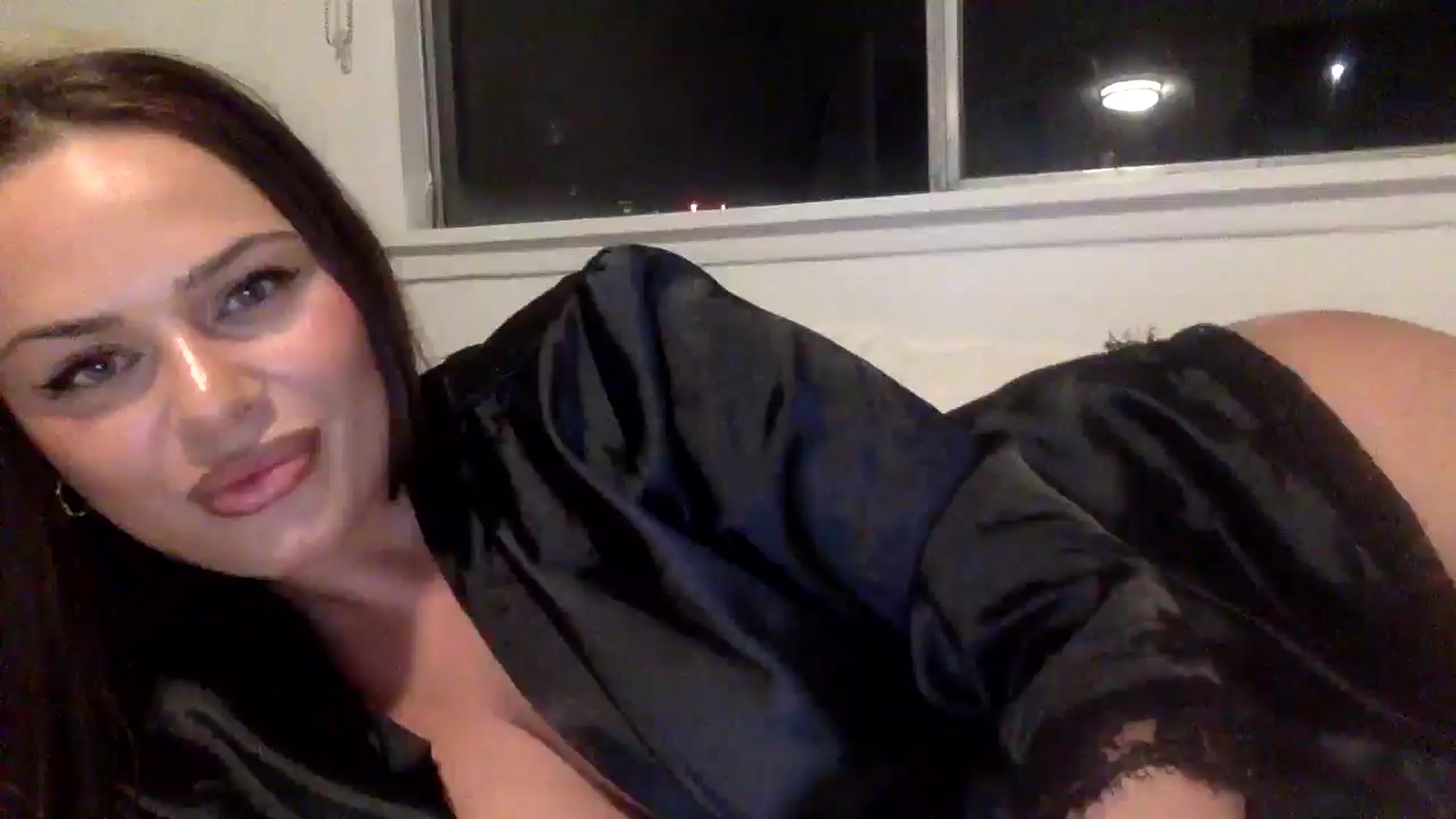 Gallery image thumbnail from babyangel35's myfreecams stream on, 06/06/2025, 10:01 image 16 of 20