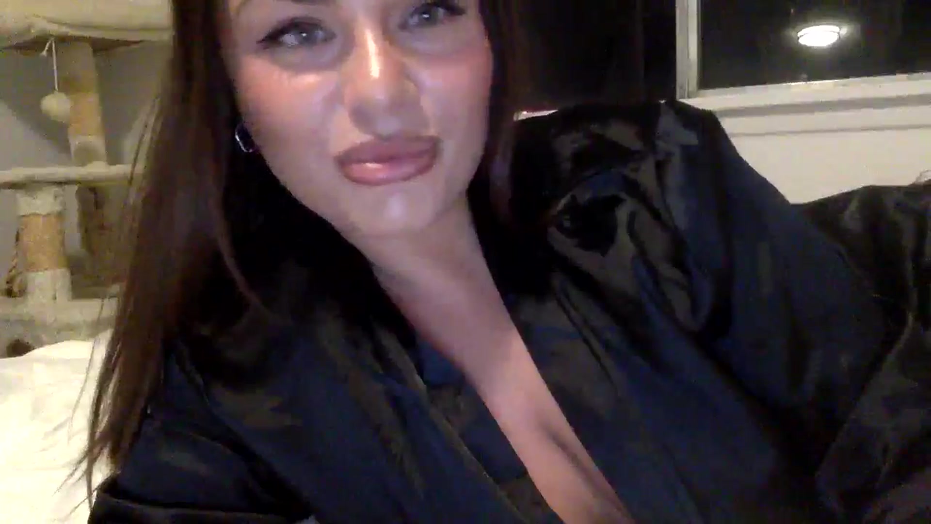 Gallery image thumbnail from babyangel35's myfreecams stream on, 06/06/2025, 10:01 image 9 of 20