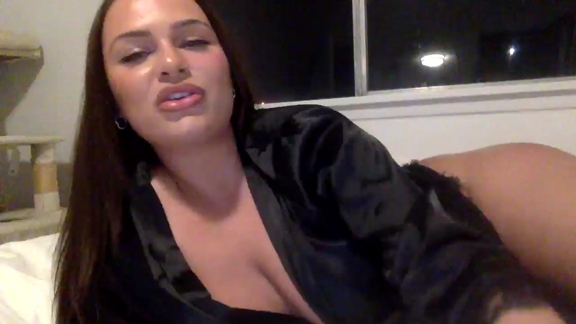 Gallery image thumbnail from babyangel35's myfreecams stream on, 06/06/2025, 10:01 image 2 of 20