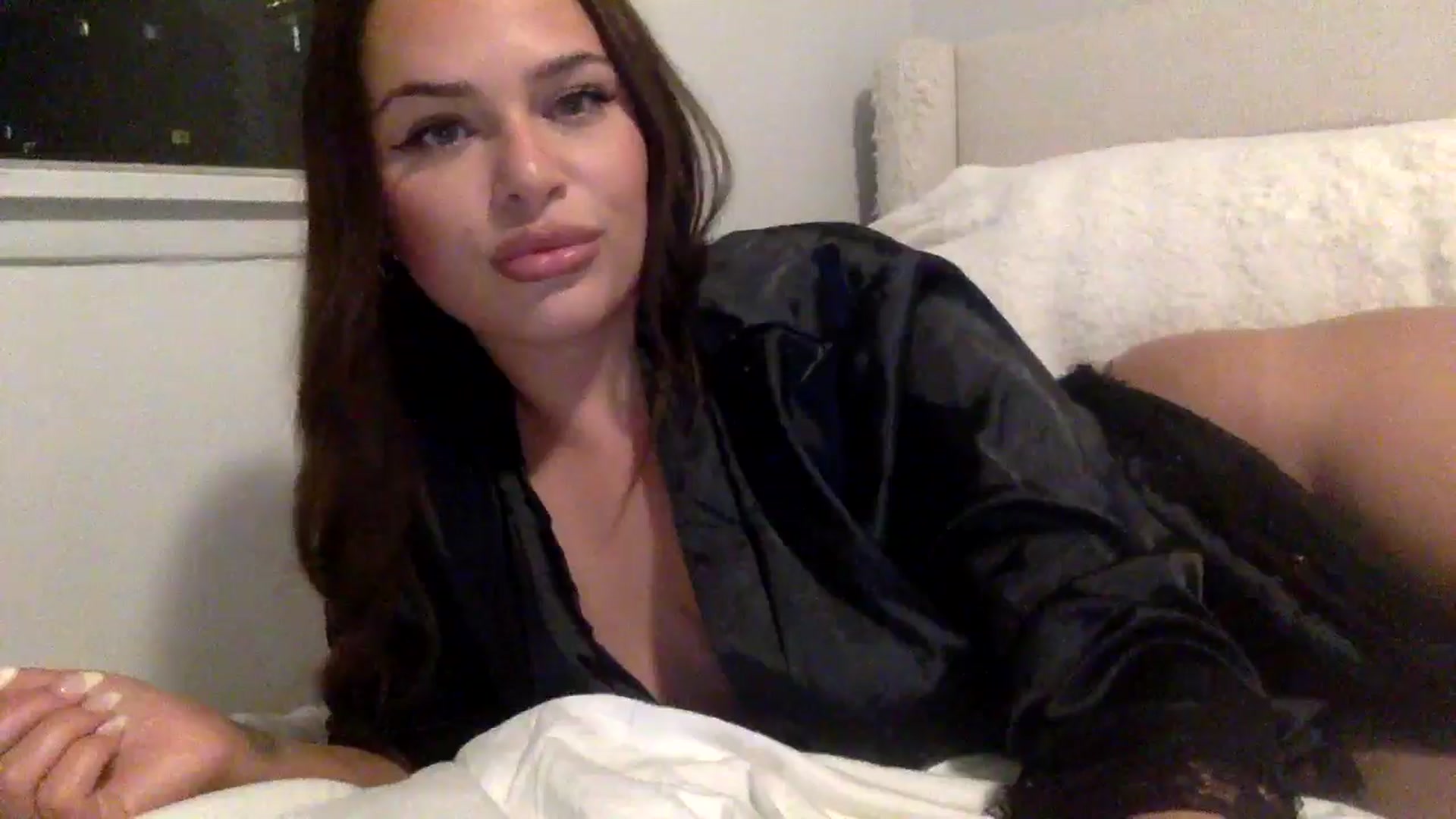 Gallery image thumbnail from babyangel35's myfreecams stream on, 06/18/2025, 07:55 image 8 of 20