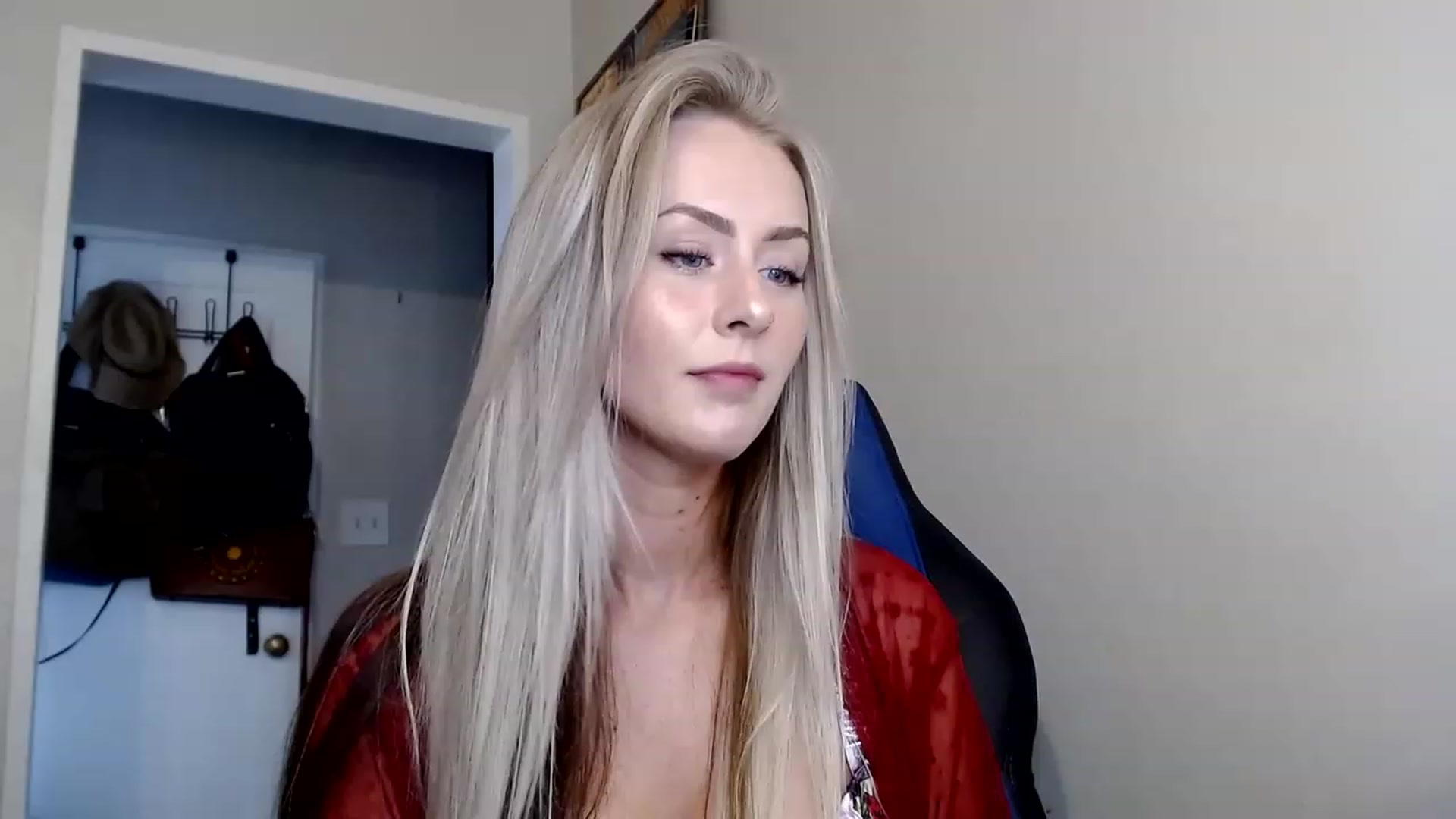 Gallery image thumbnail from babyaustyn's myfreecams stream on, 12/09/2022, 20:02 image 1 of 20