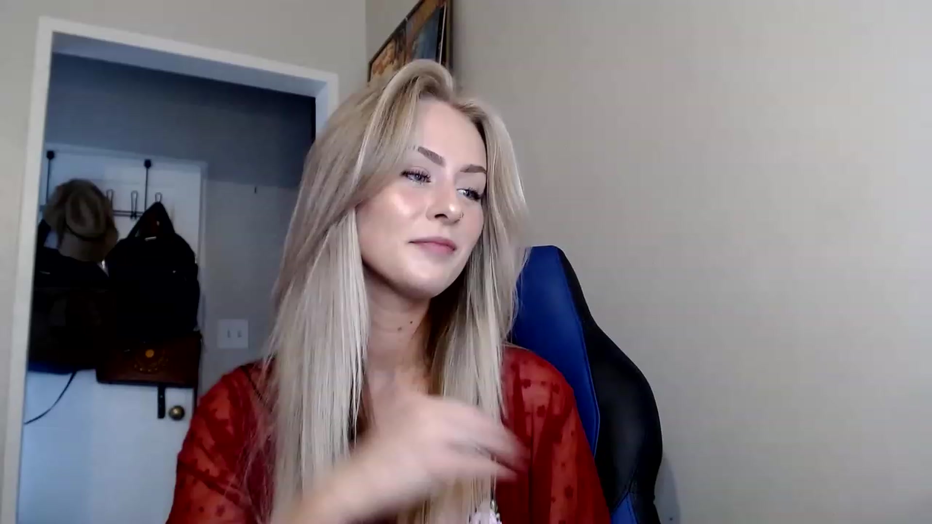 Gallery image thumbnail from babyaustyn's myfreecams stream on, 12/09/2022, 20:02 image 3 of 20