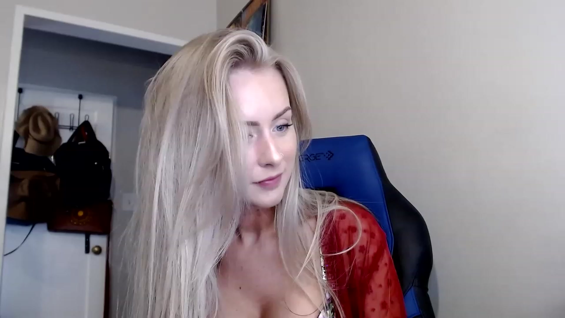Gallery image thumbnail from babyaustyn's myfreecams stream on, 12/09/2022, 21:03 image 5 of 20