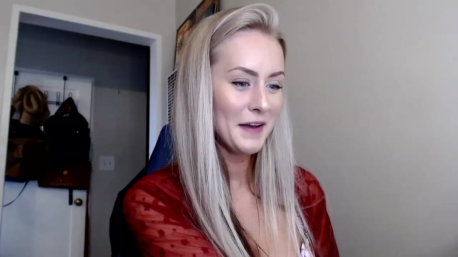 Gallery image thumbnail from babyaustyn's myfreecams stream on, 12/09/2022, 21:03 image 1 of 20