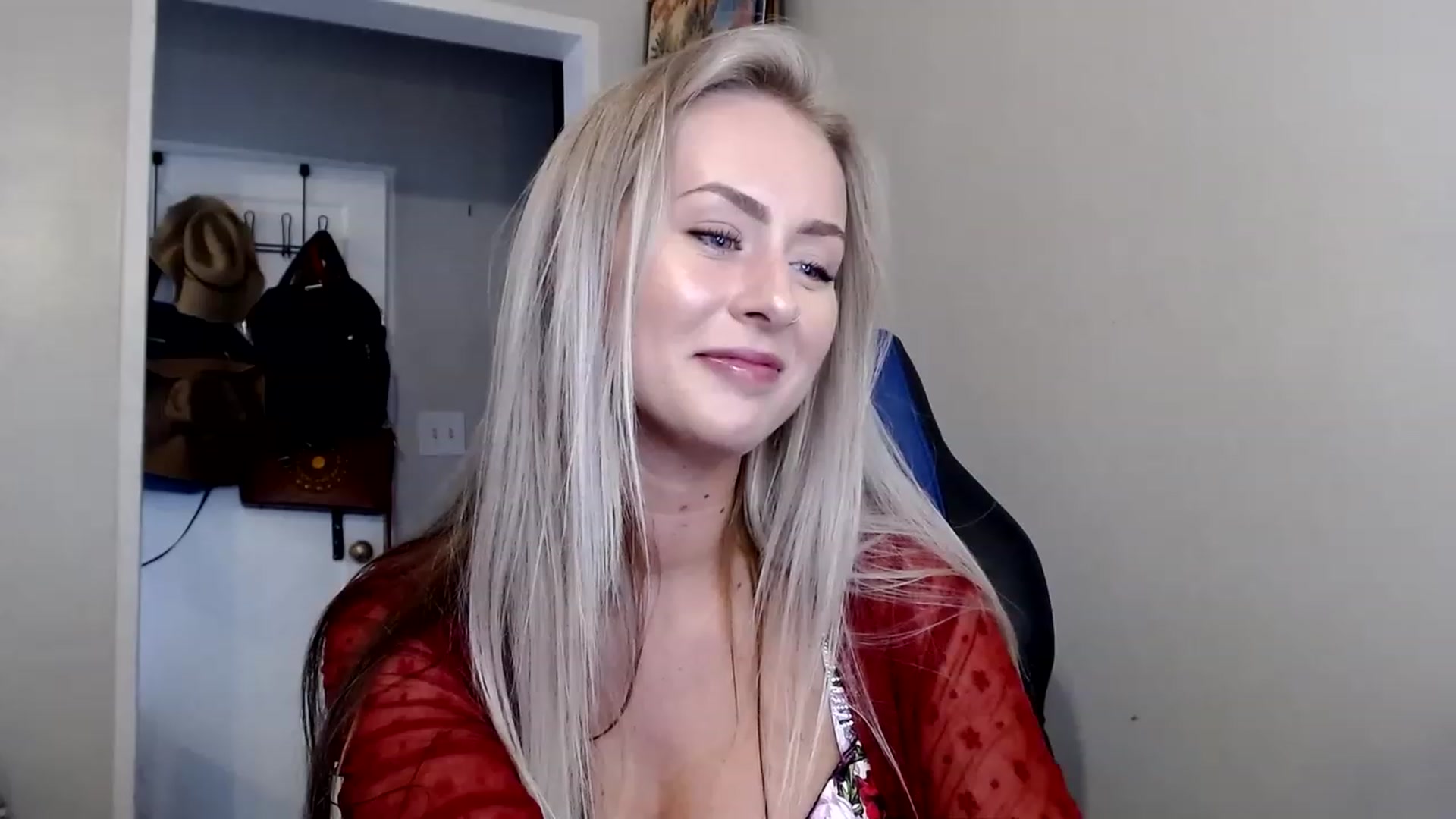 Gallery image thumbnail from babyaustyn's myfreecams stream on, 12/09/2022, 22:03 image 7 of 20