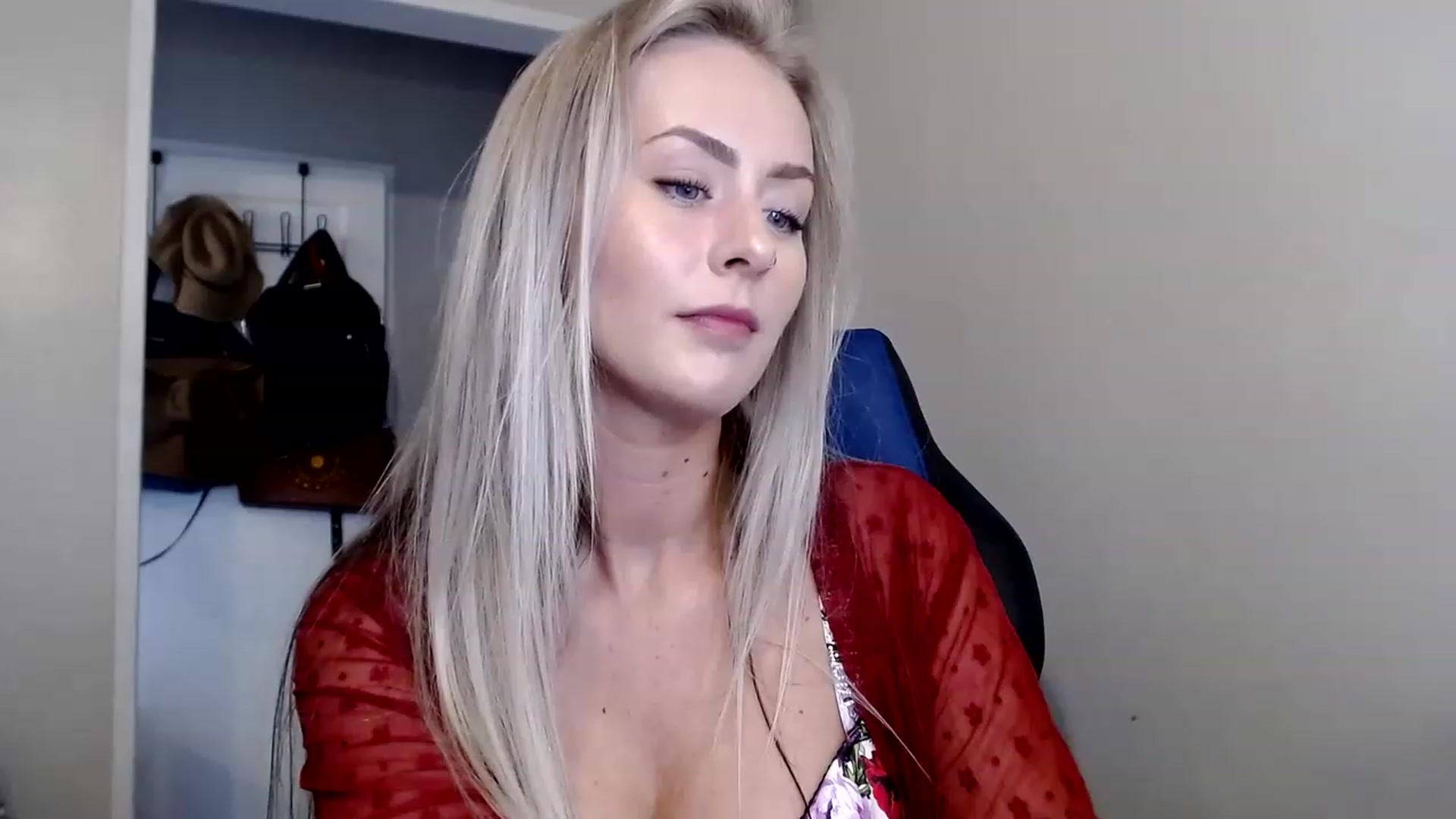 Gallery image thumbnail from babyaustyn's myfreecams stream on, 12/09/2022, 22:03 image 6 of 20