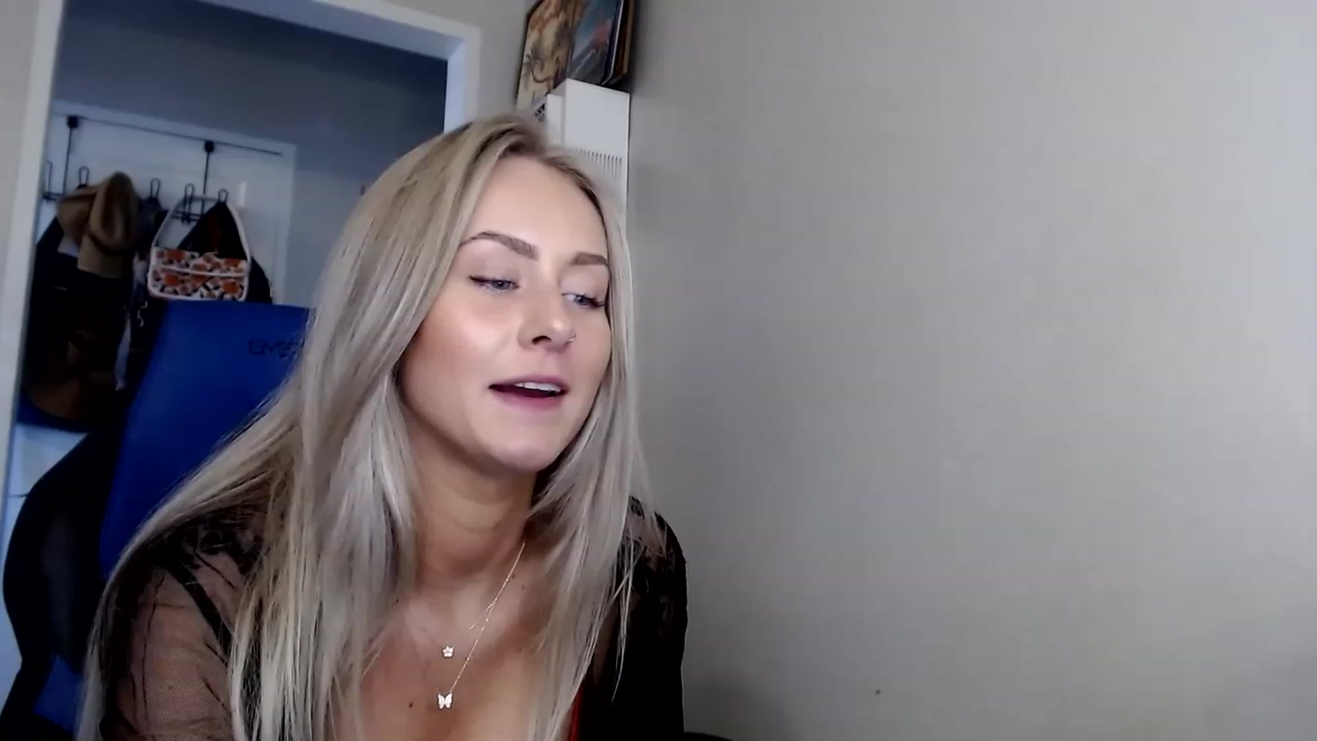 Gallery image thumbnail from babyaustyn's myfreecams stream on, 12/21/2022, 21:50 image 2 of 20