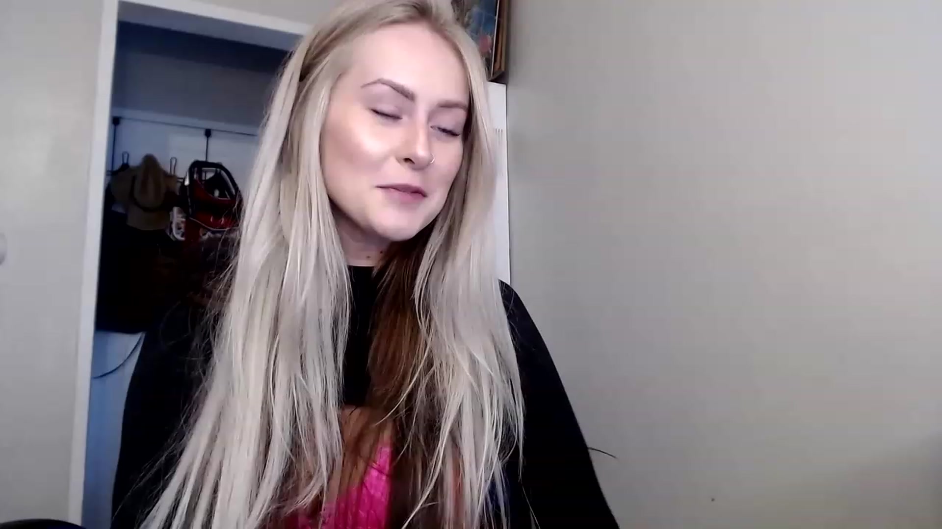 Gallery image thumbnail from babyaustyn's myfreecams stream on, 01/07/2023, 24:33 image 6 of 20