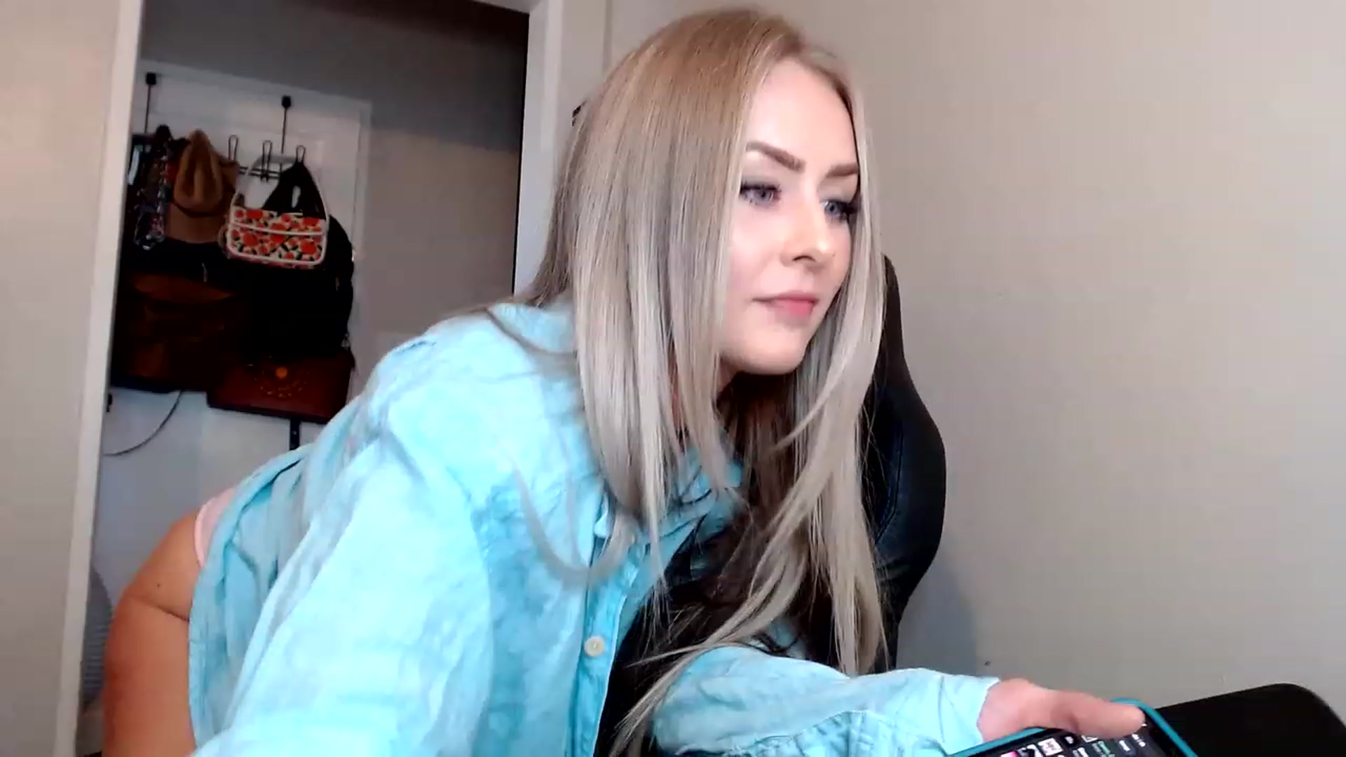 Gallery image thumbnail from babyaustyn's myfreecams stream on, 01/26/2023, 24:09 image 12 of 20
