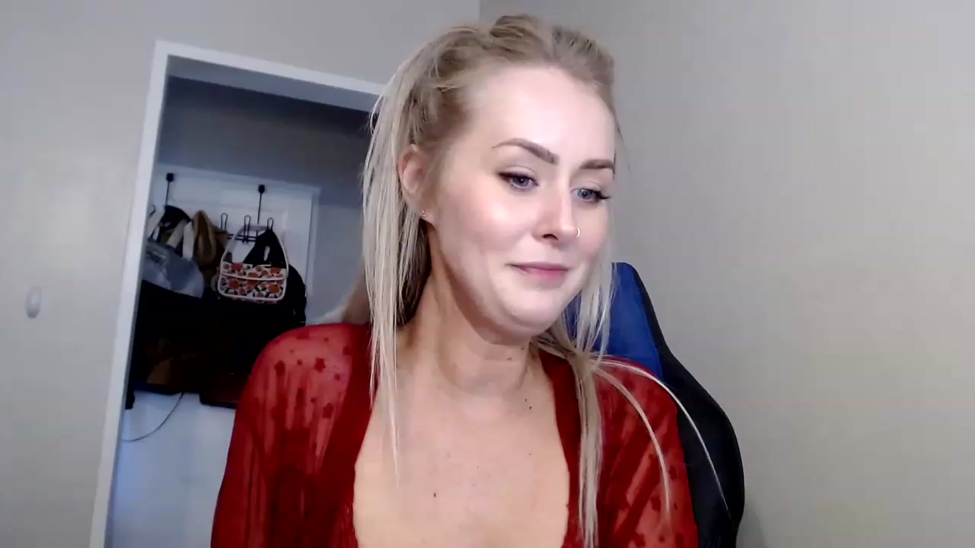 Gallery image thumbnail from babyaustyn's myfreecams stream on, 01/27/2023, 23:19 image 19 of 20