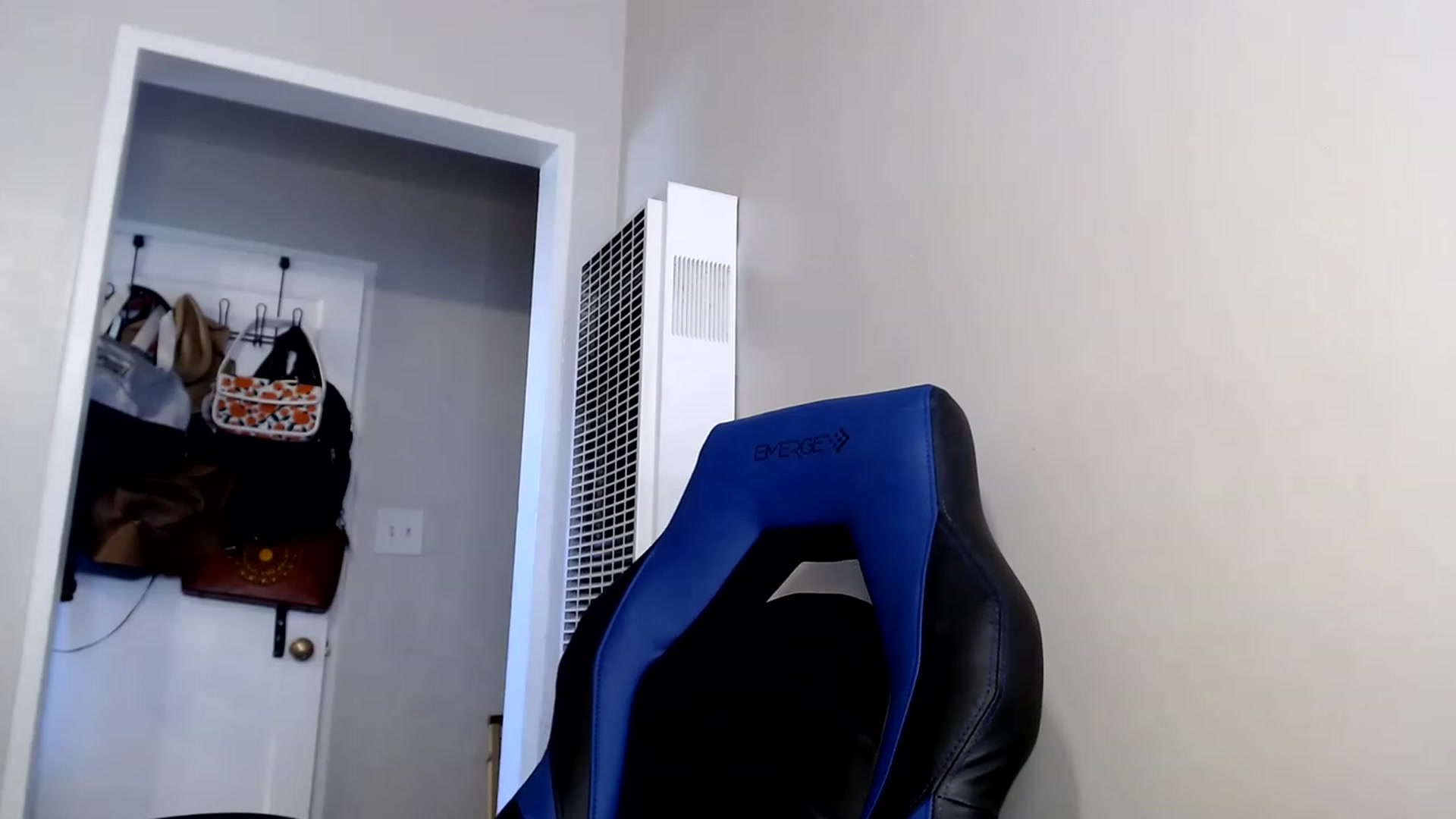Gallery image thumbnail from babyaustyn's myfreecams stream on, 01/27/2023, 23:35 image 19 of 20