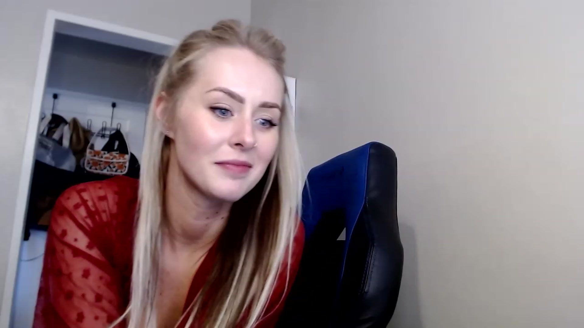 Gallery image thumbnail from babyaustyn's myfreecams stream on, 01/27/2023, 23:35 image 17 of 20