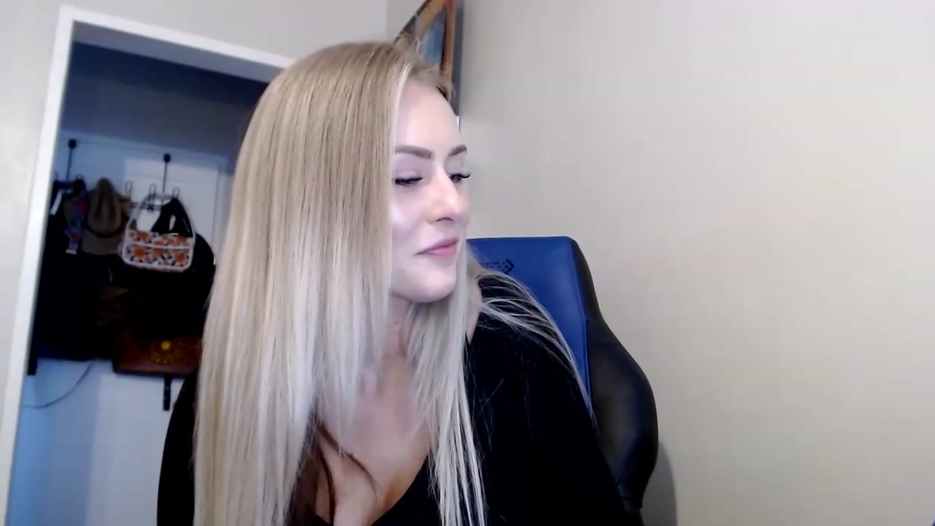 Gallery image thumbnail from babyaustyn's myfreecams stream on, 02/02/2023, 01:19 image 11 of 20