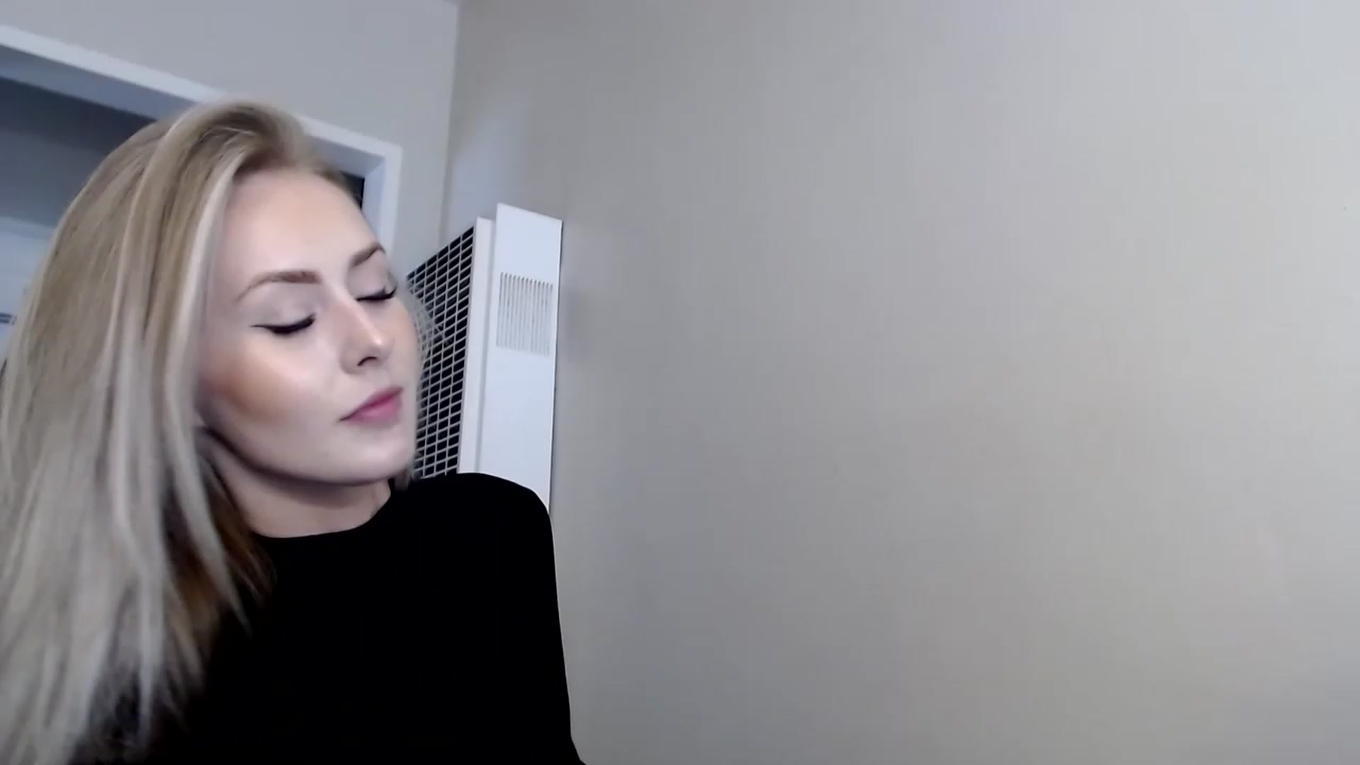 Gallery image thumbnail from babyaustyn's myfreecams stream on, 02/03/2023, 22:52 image 7 of 20