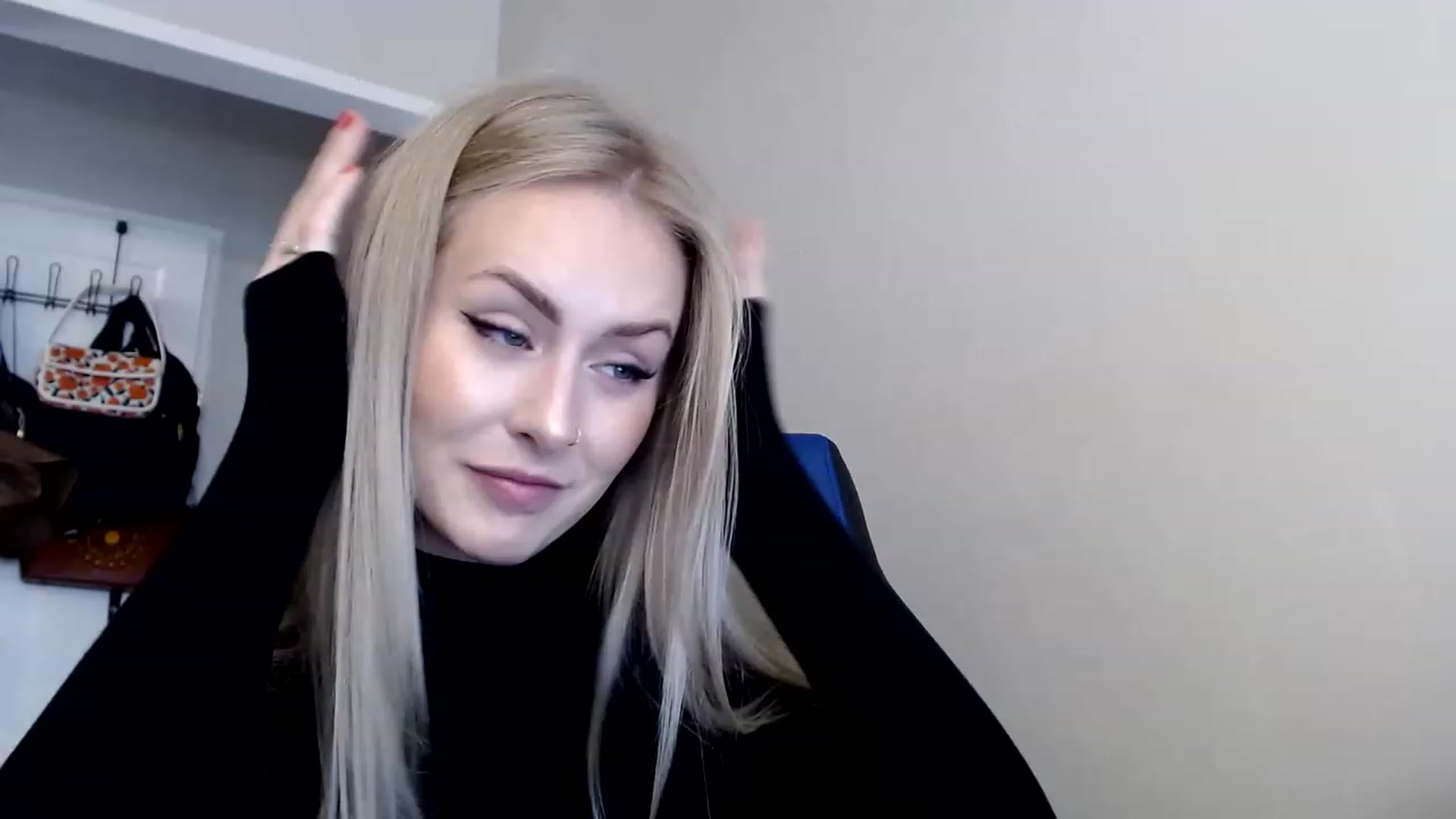 Gallery image thumbnail from babyaustyn's myfreecams stream on, 02/03/2023, 22:52 image 11 of 20