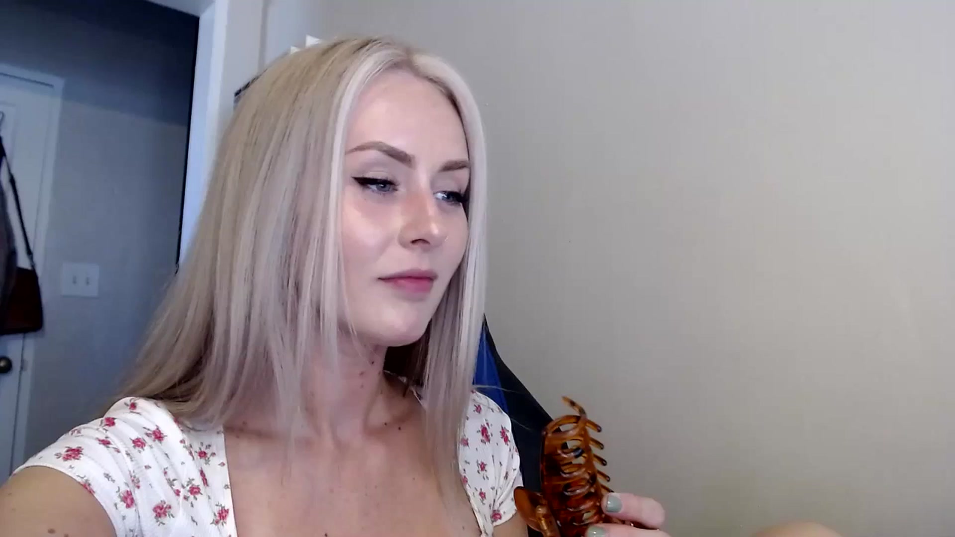 Gallery image thumbnail from babyaustyn's myfreecams stream on, 06/22/2023, 22:36 image 1 of 20