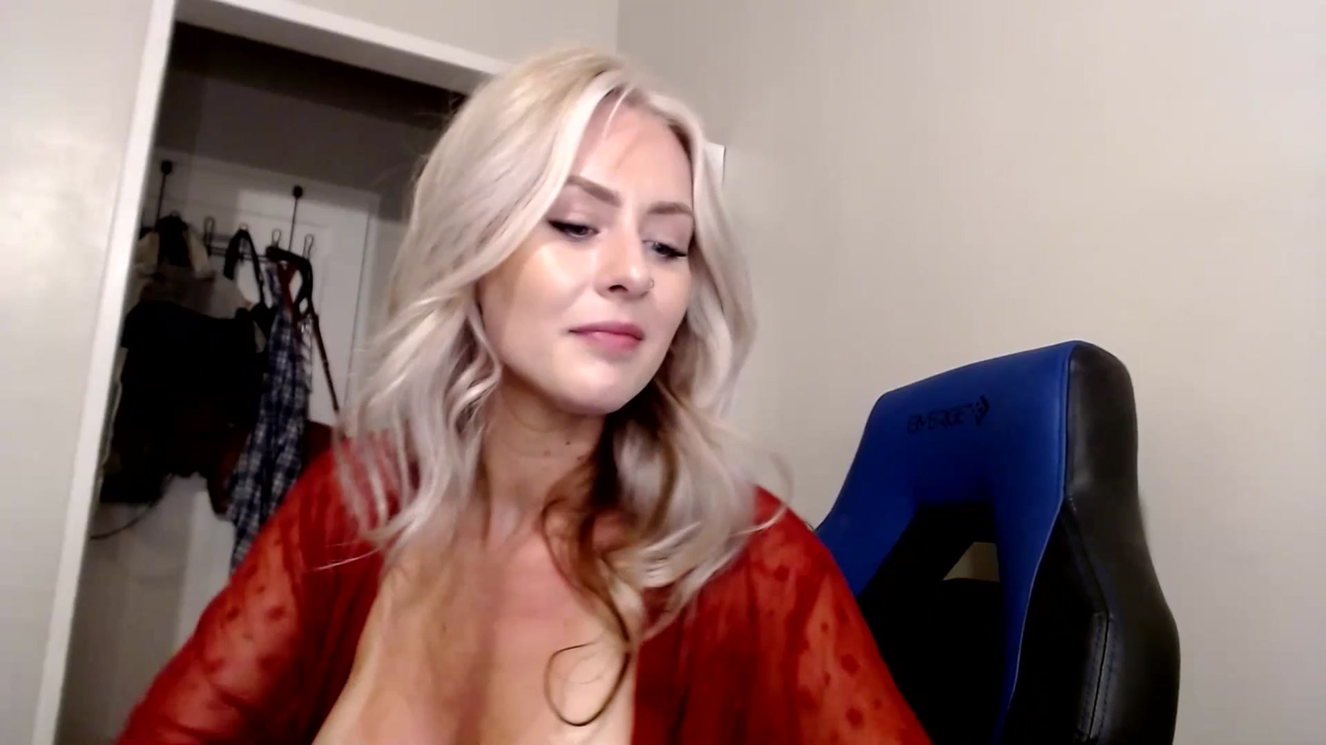 Gallery image thumbnail from babyaustyn's myfreecams stream on, 07/01/2023, 08:09 image 1 of 20