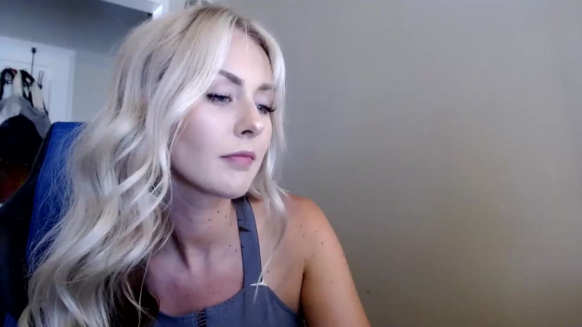 Gallery image thumbnail from babyaustyn's myfreecams stream on, 08/08/2023, 22:53 image 11 of 20