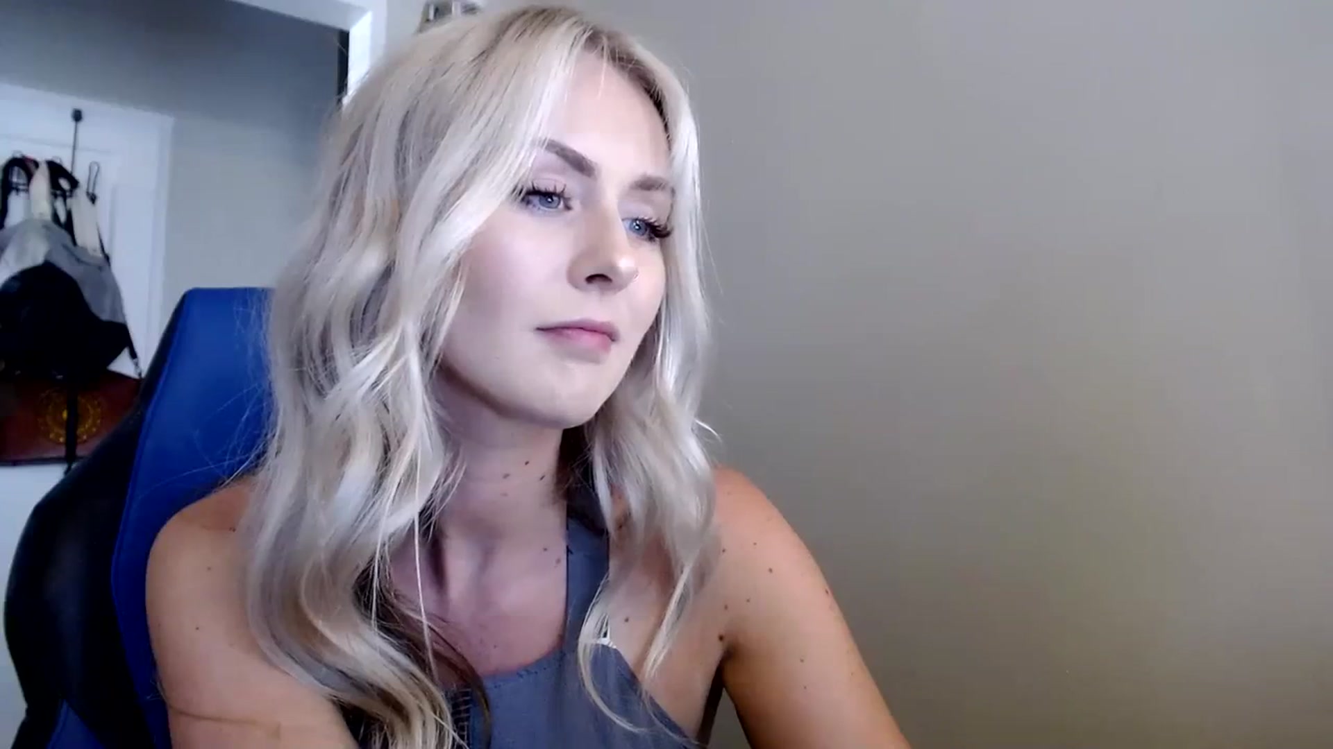 Gallery image thumbnail from babyaustyn's myfreecams stream on, 08/08/2023, 22:53 image 4 of 20
