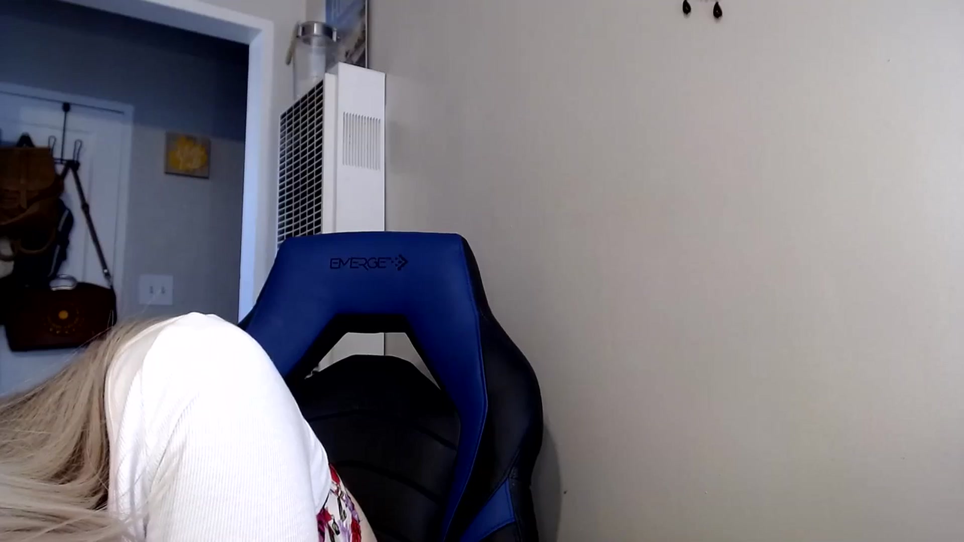 Gallery image thumbnail from babyaustyn's myfreecams stream on, 10/21/2023, 23:03 image 5 of 20