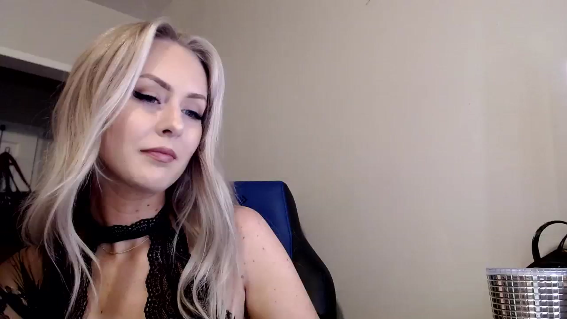 Gallery image thumbnail from babyaustyn's myfreecams stream on, 01/01/2024, 08:04 image 2 of 20